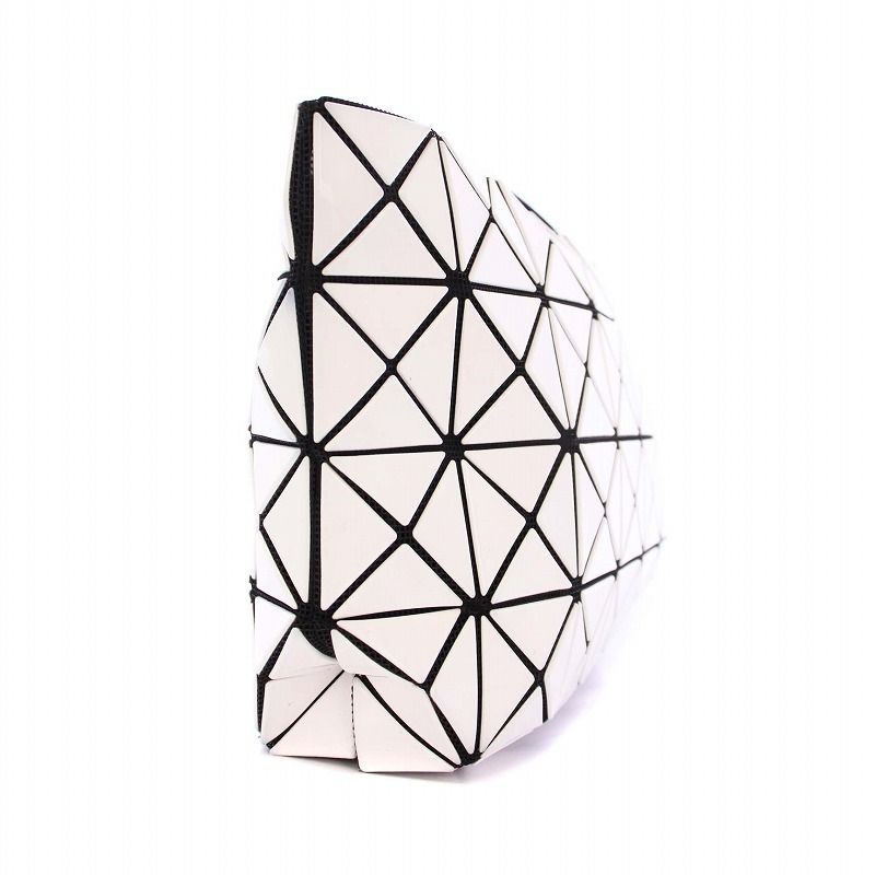 バオバオ イッセイミヤケ BAOBAO ISSEY MIYAKE クラッチバッグ 