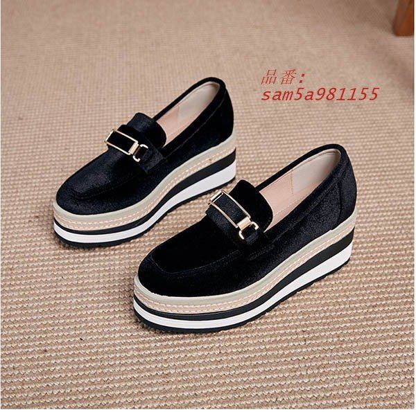 厚底スニーカー