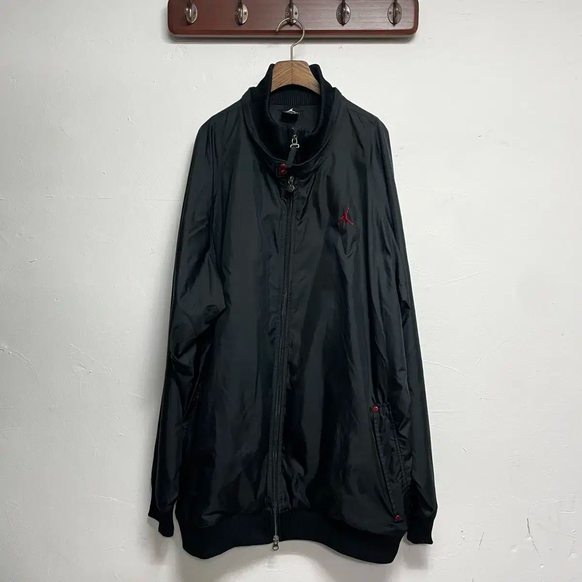 NIKE(ナイキ) ジョーダン ブラック ウィンドブレーカー ジャケット