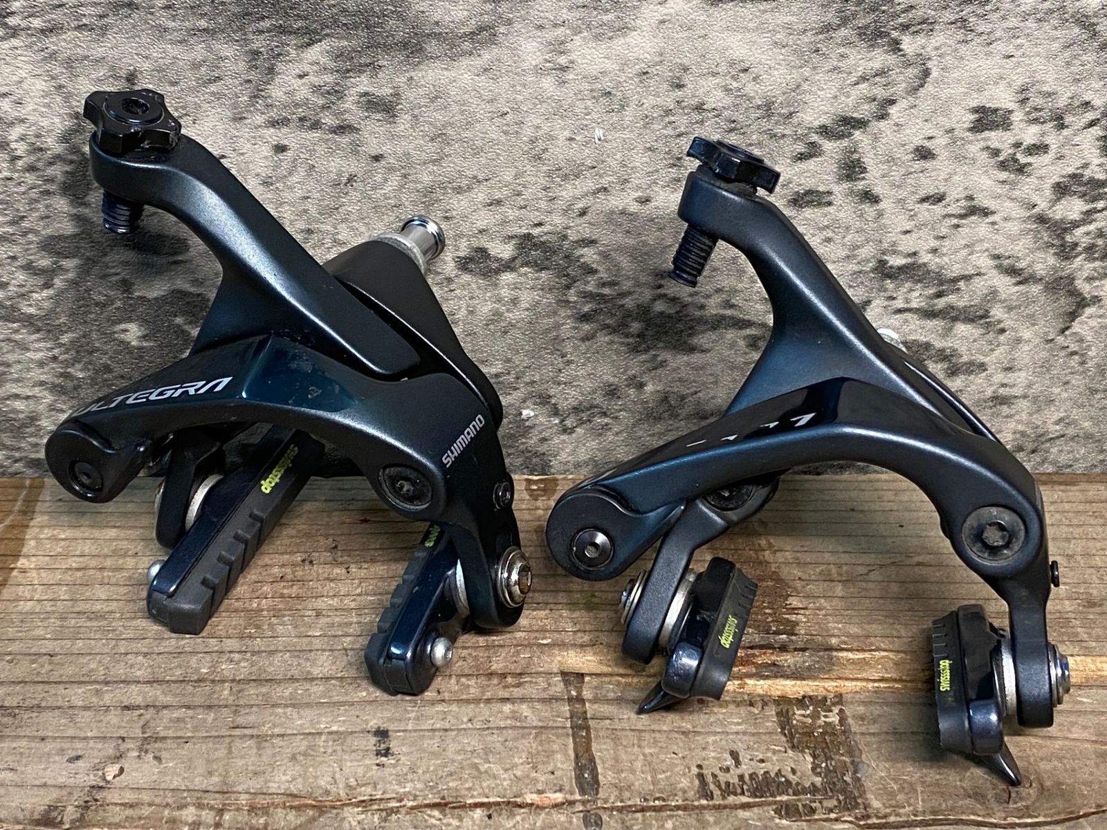 シマノ／アルテグラ　BR-R8000 Shimano Ultegra BR-R8000 Brake Calipers - Components