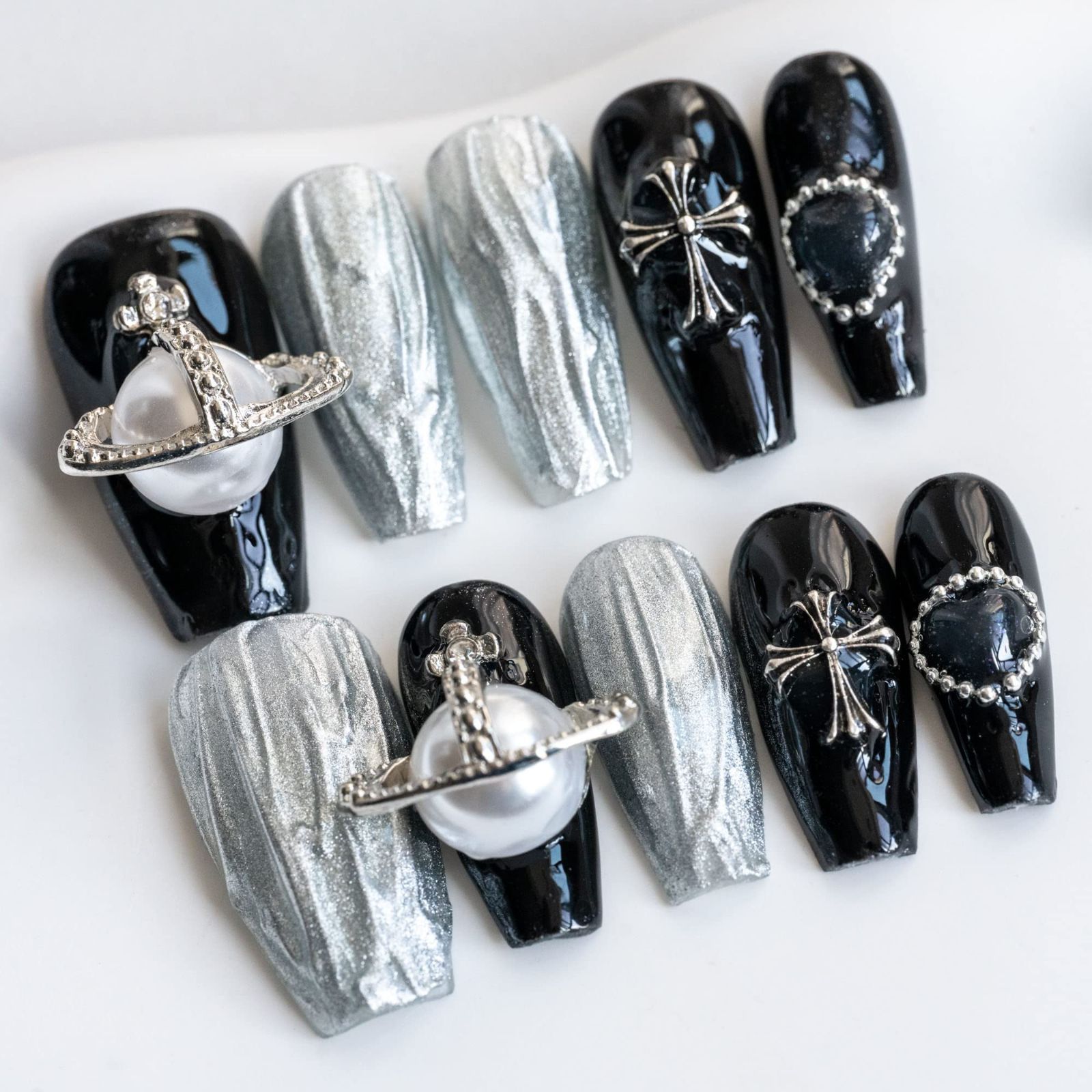 Sunu0026Beam Nails 手作り ネイルチップ ミディアム ロング バレリーナ ブラック 黒 銀 人気 3D おしゃれ 可愛い かっこいい デザイン つけ爪 付け爪 収納ボックス付き 10枚入 (#44 S)