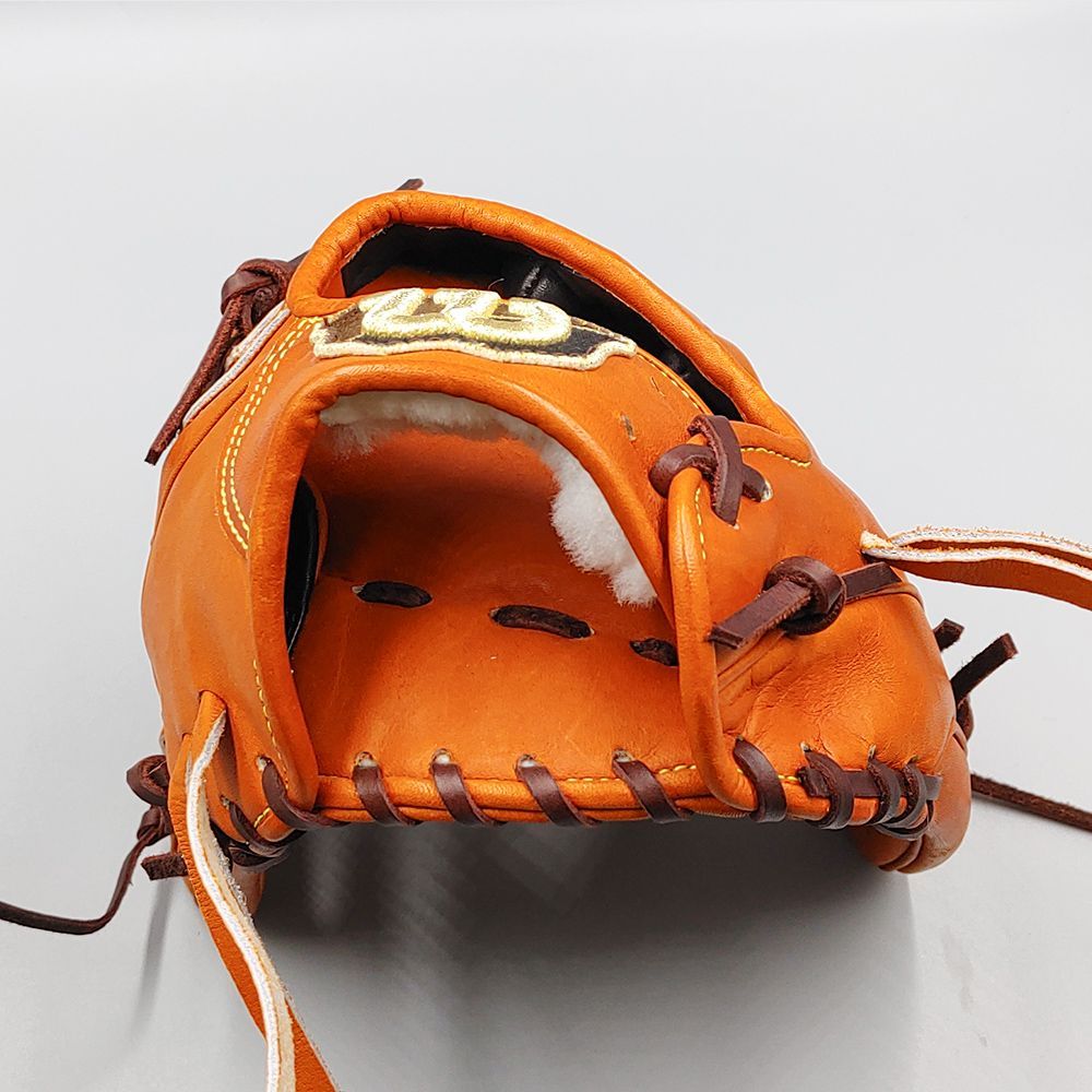新品 (高校野球対応)】 ウイルソン 硬式グローブ / 外野手用 新品 (高校野球対応)】 ウイルソン 硬式グローブ / 外野手用
