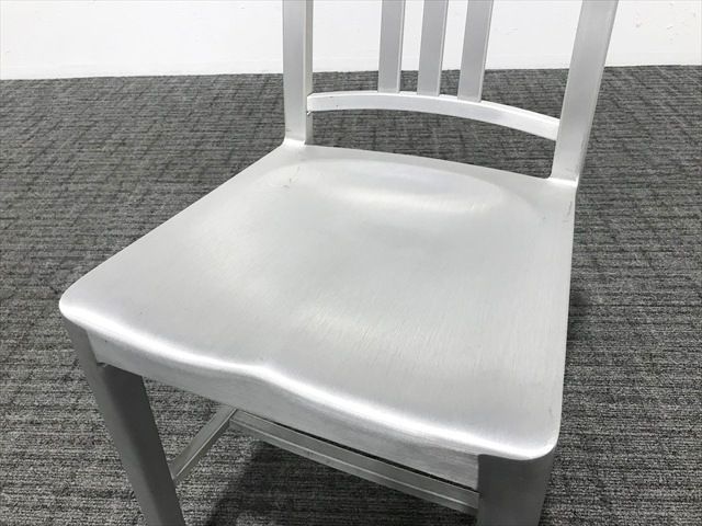 ミーティングチェア