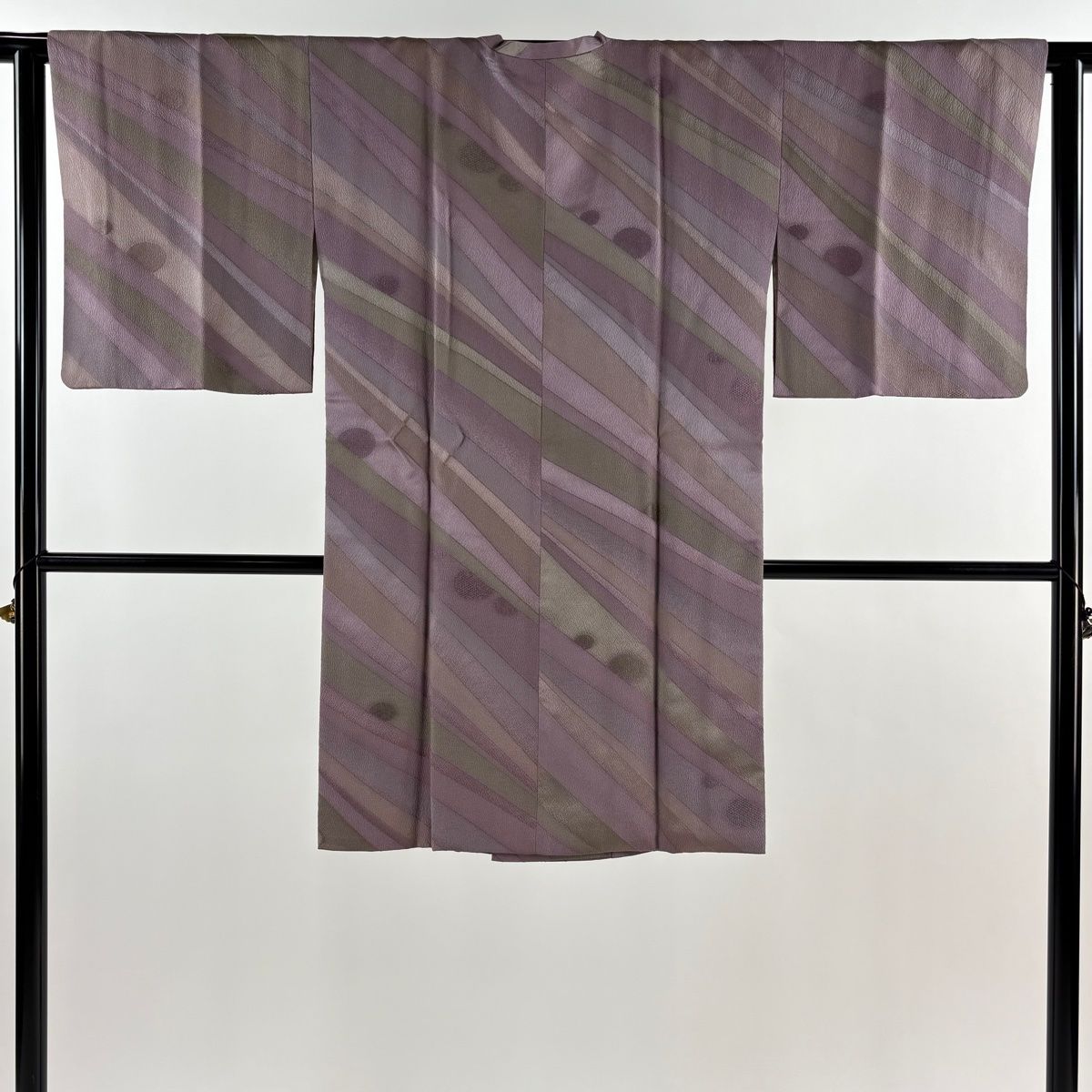 道行 身丈103cm 裄丈62.5cm S 和装コート 角衿 鈴乃屋 斜縞 薄紫 正絹