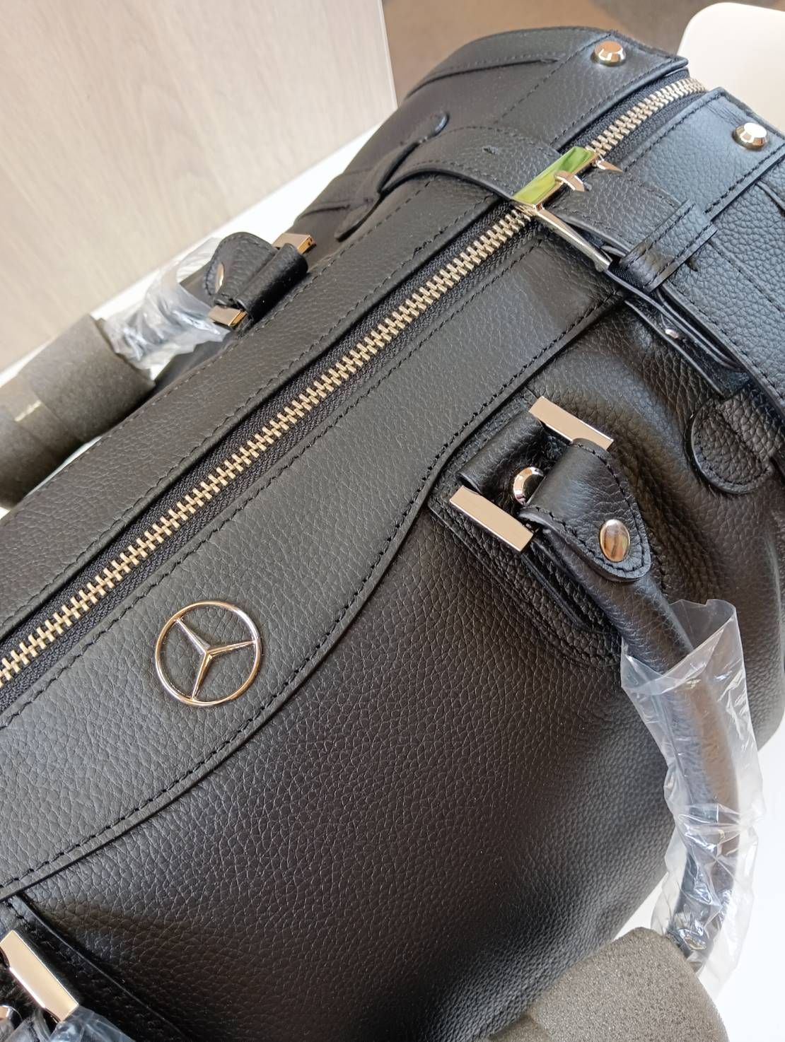 中古品】メルセデスベンツ ゴールドファイル 限定コラボ商品