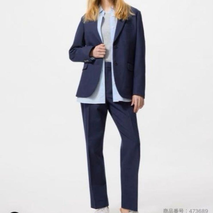 【J 未使用】UNIQLO 感動ジャケット スリムパンツ セットアップ UNIQLO ユニクロ セットアップ 感動ジャケット 感動スリムパンツ