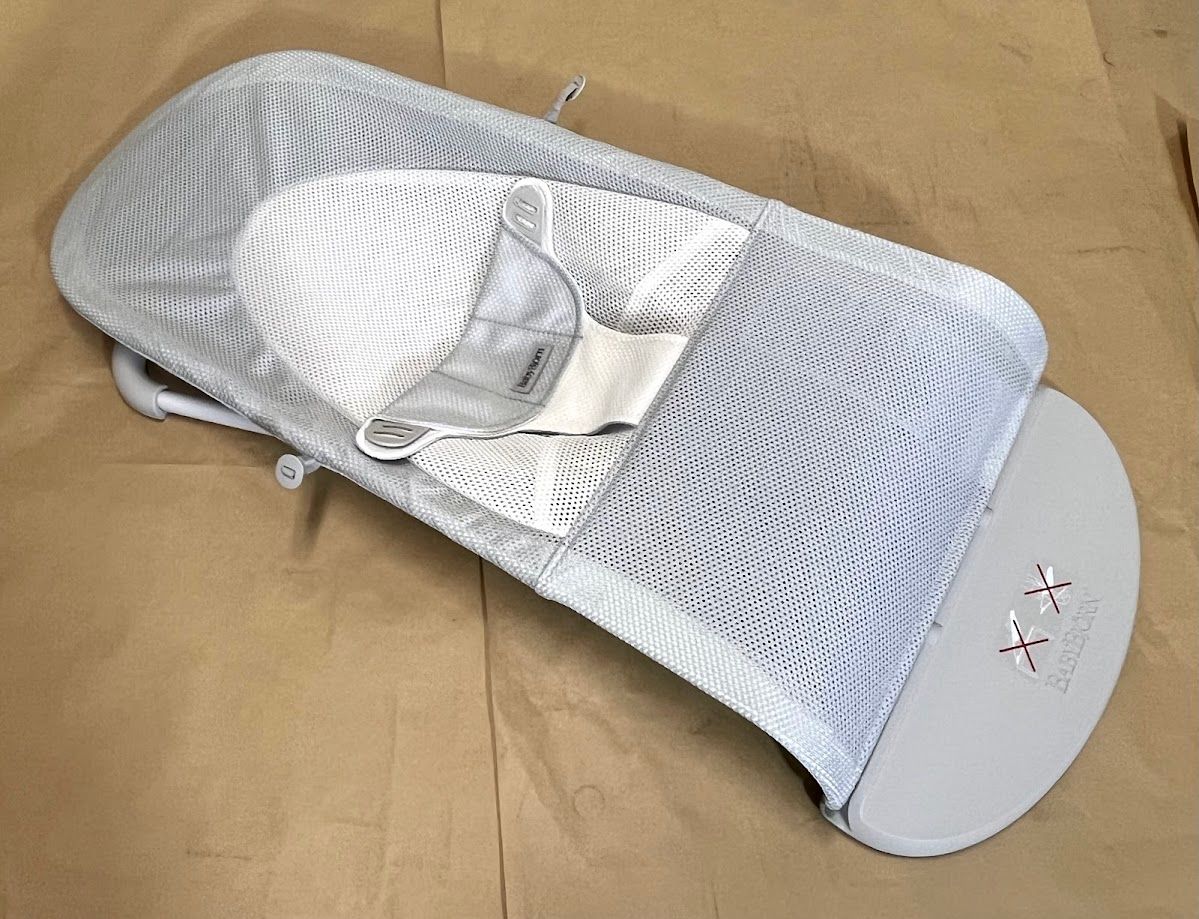 ベビービョルン バランスソフトエアー シルバーホワイト メッシュ