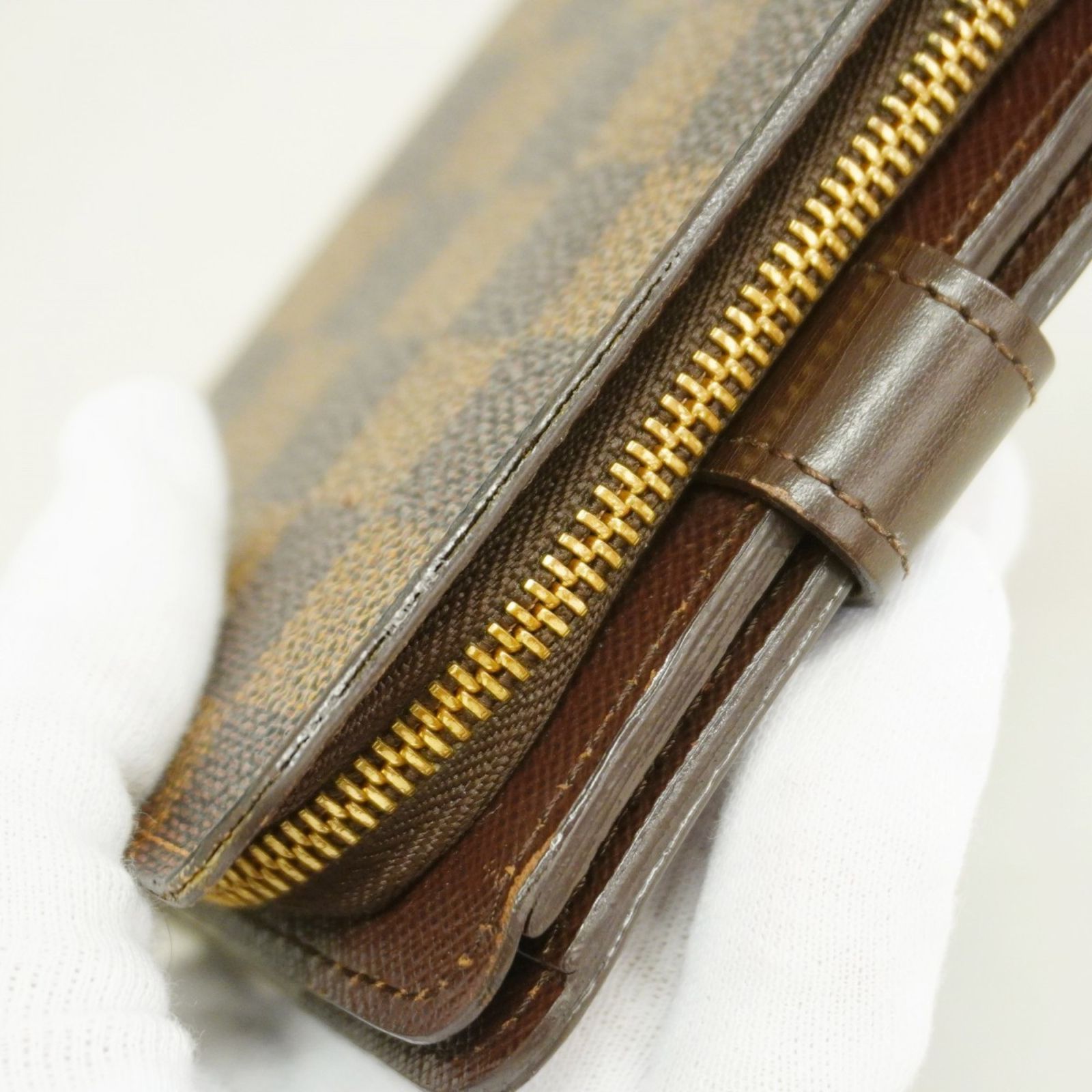 コンパクトジップ N61668