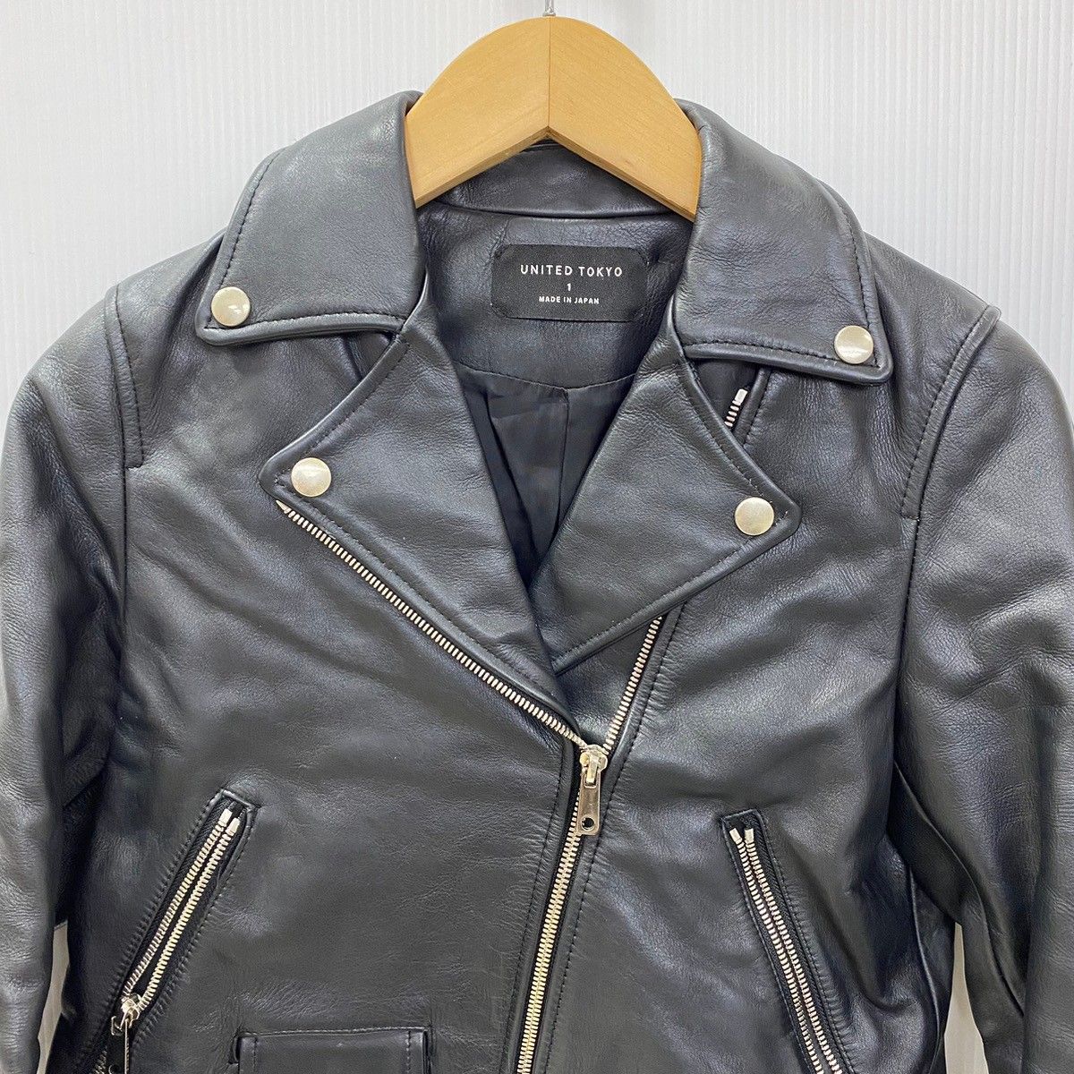 UNITED TOKYO カウレザージャケット 黒 UNITED TOKYO ブラック カウレザーライダースジャケット
