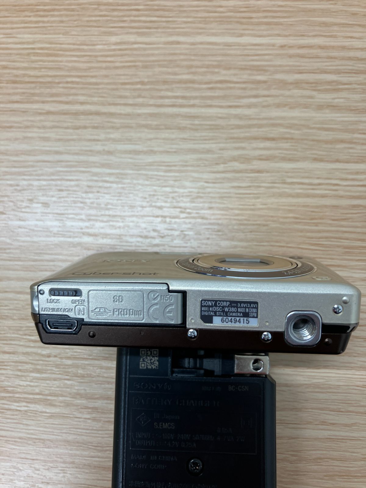 ソニーサイバーショット / デジタルスチルカメラ / DSC-W380