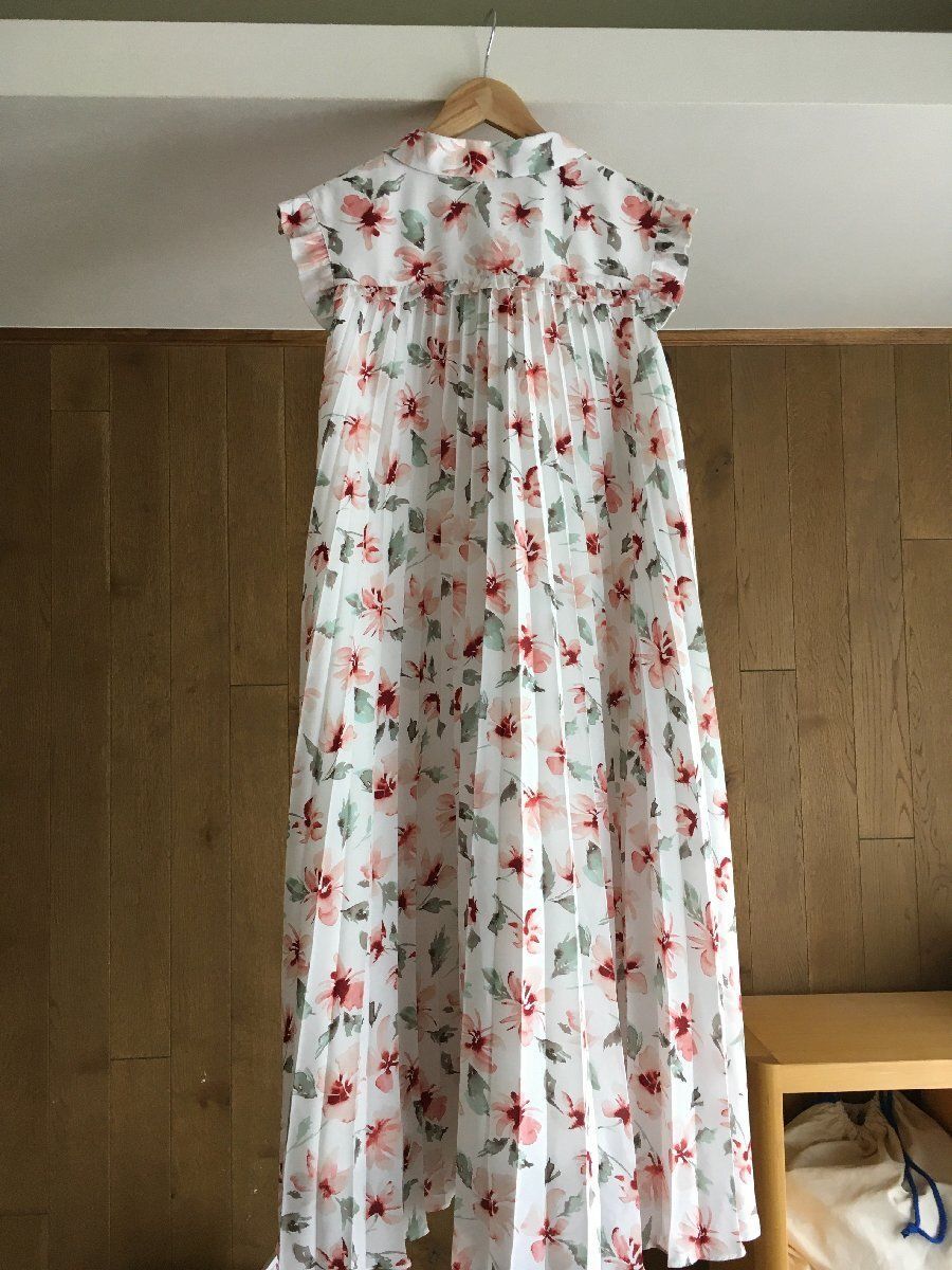 新品Rene（ルネ）クレマチスプリントプリーツワンピース 定価