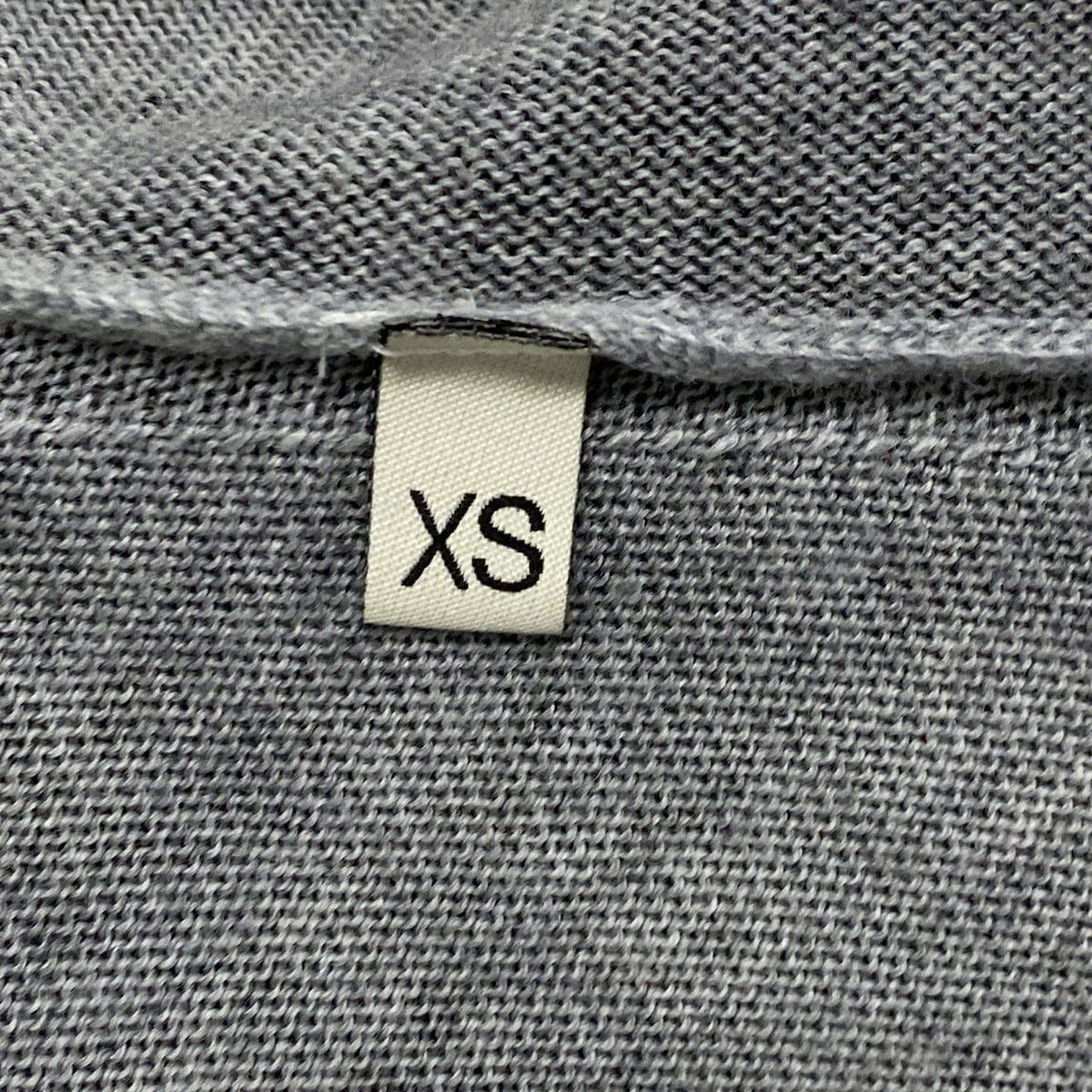 タートルネック ペイズリー柄