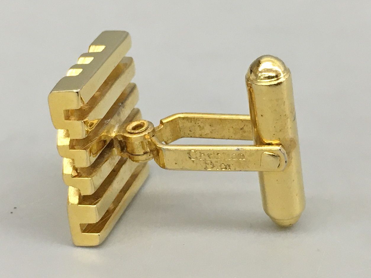 美品✨クリスチャンディオール✨カフスリンクス✨ボタン✨タイタックピン✨ロゴ✨金 クリスチャンディオール Christian Dior カフス タックピン