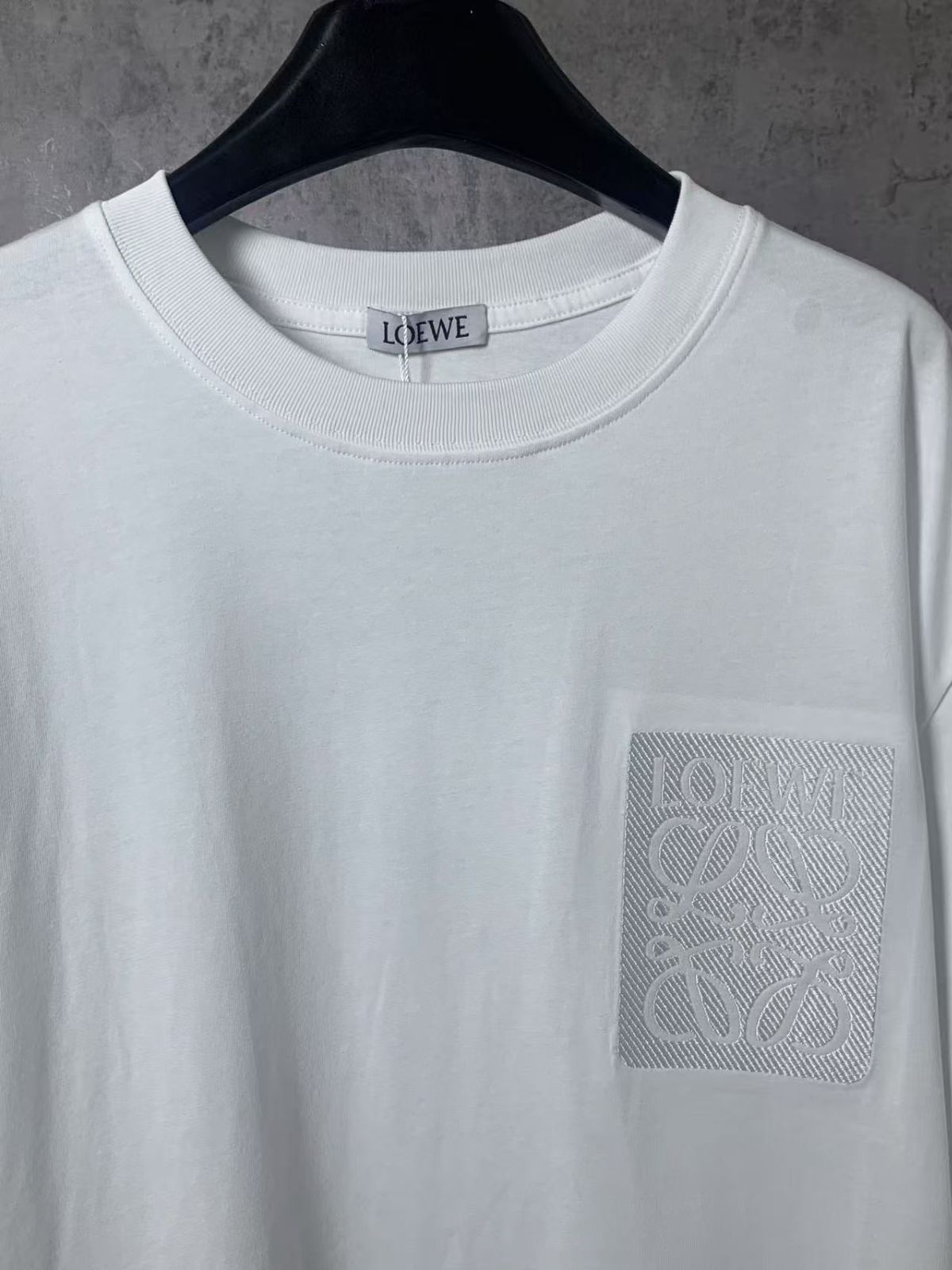 LOEWE ホワイト