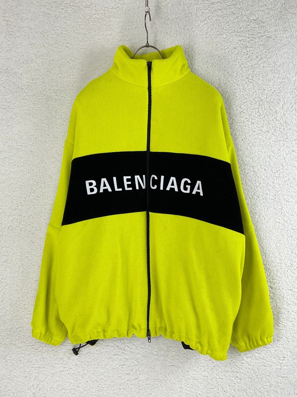 BALENCIAGA バレンシアガ 32 ネオンイエロー ロゴデザインフリース