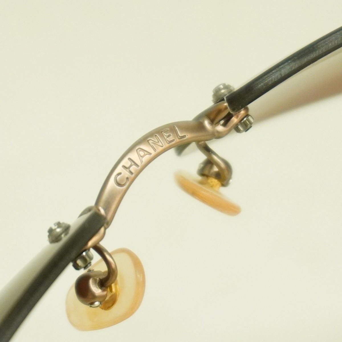 4002 プラスチック