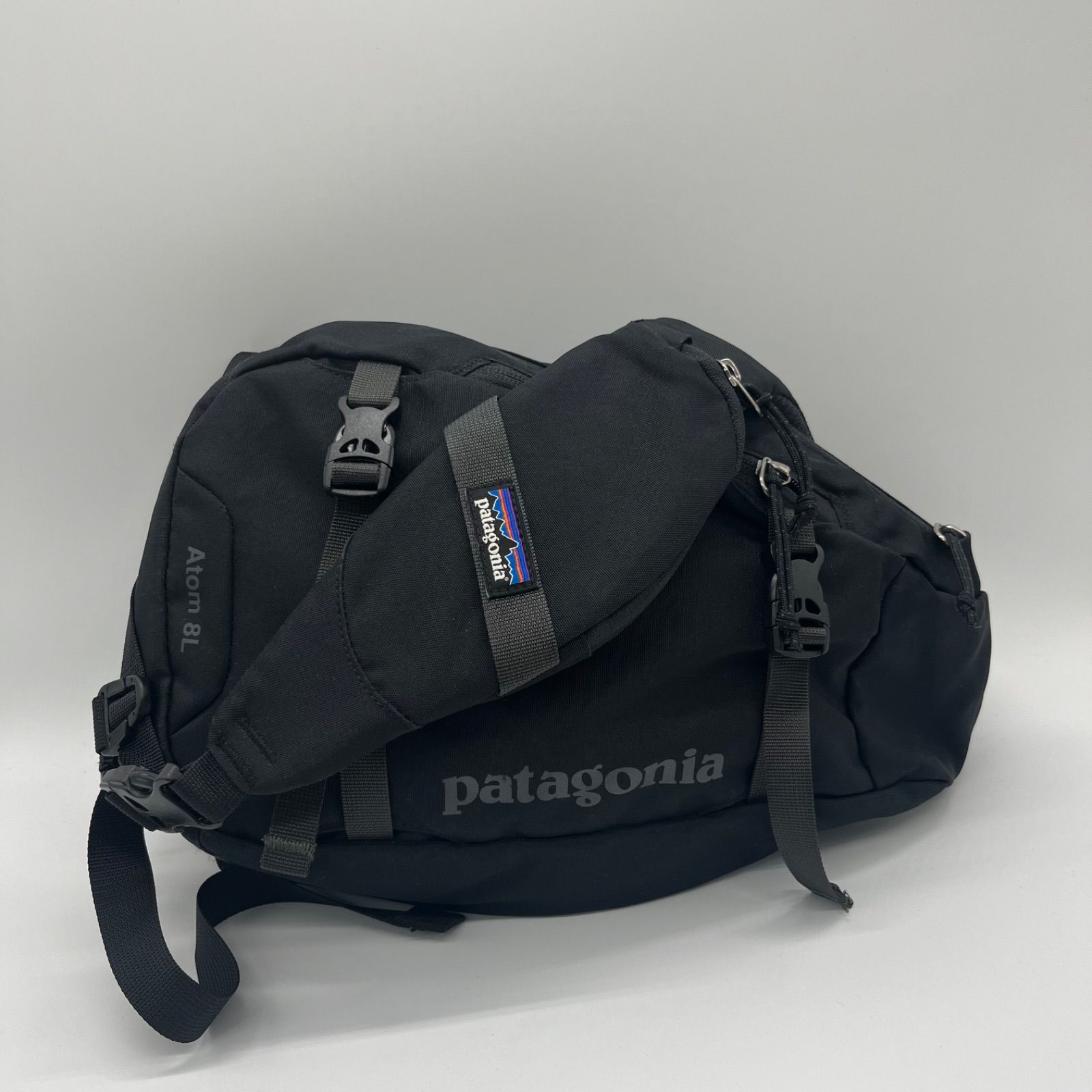 未使用】Patagonia アトム・スリング 8L 48260 BLK パタゴニア 