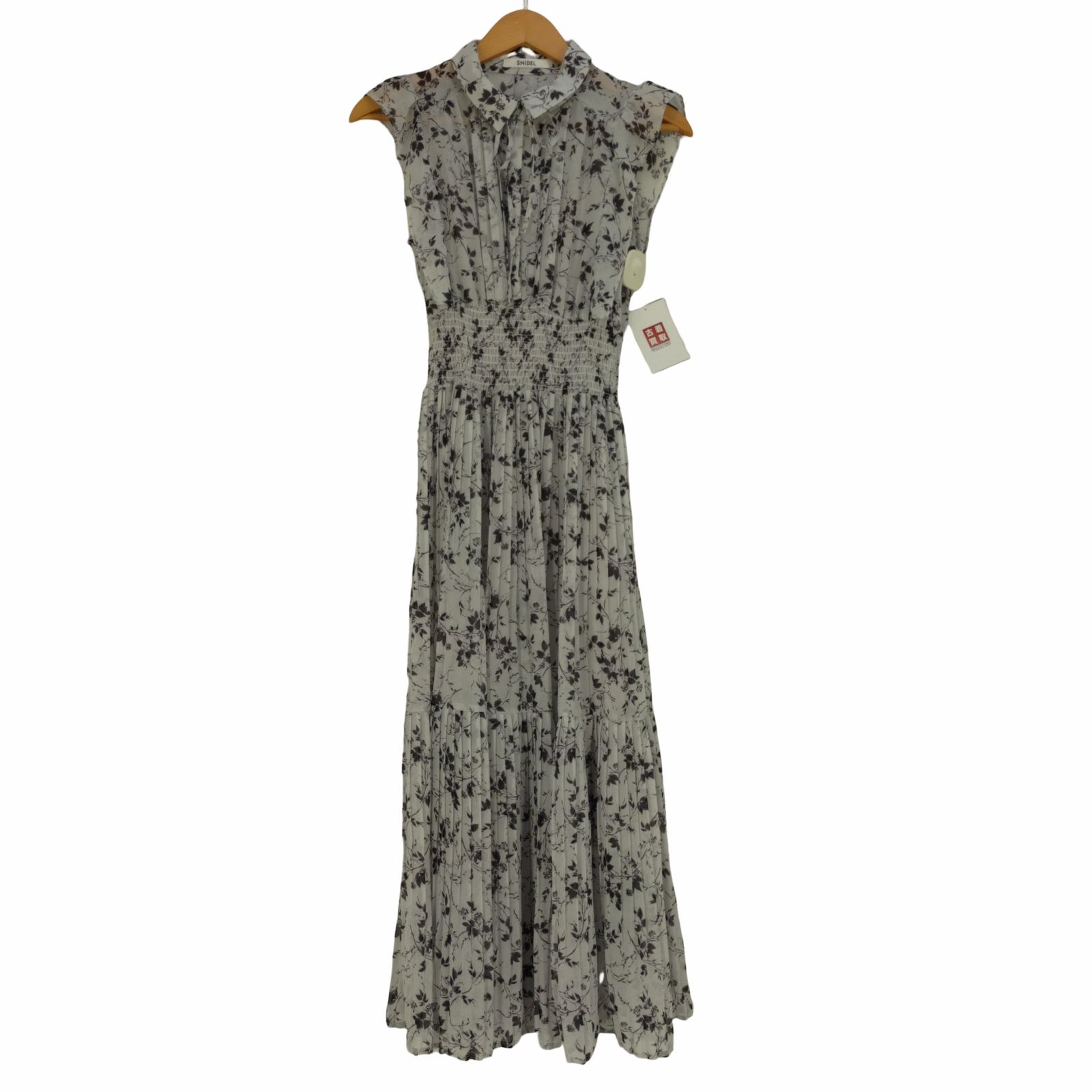 SNIDEL Sustainableフリルプリーツワンピース 最 安値 価格