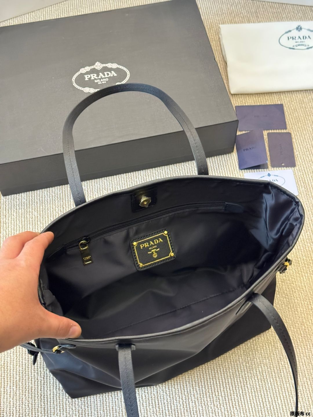 お値下げPRADAナイロン ハンドバッグ Yahoo!オークション - 絶大人気 PRADA プラダ ナイロン ハンド