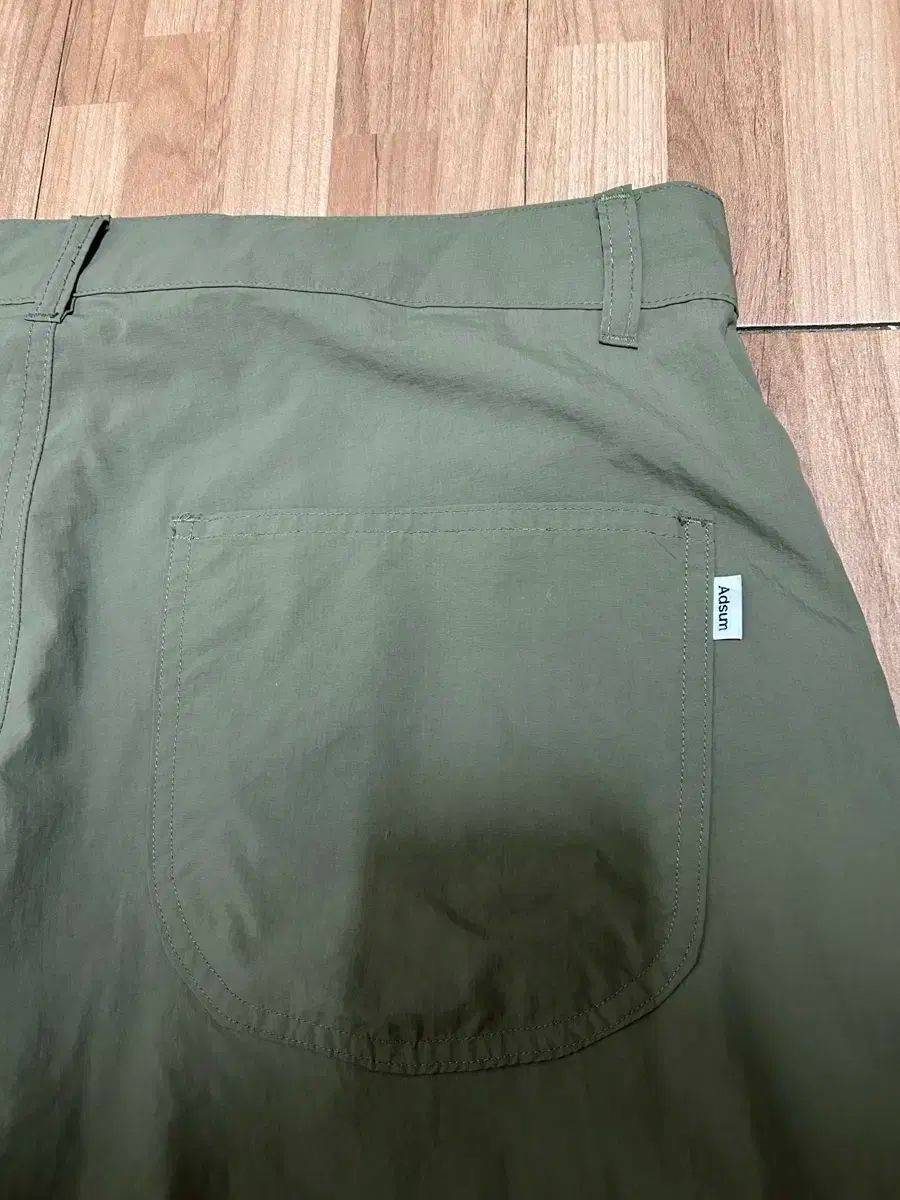 緑 M