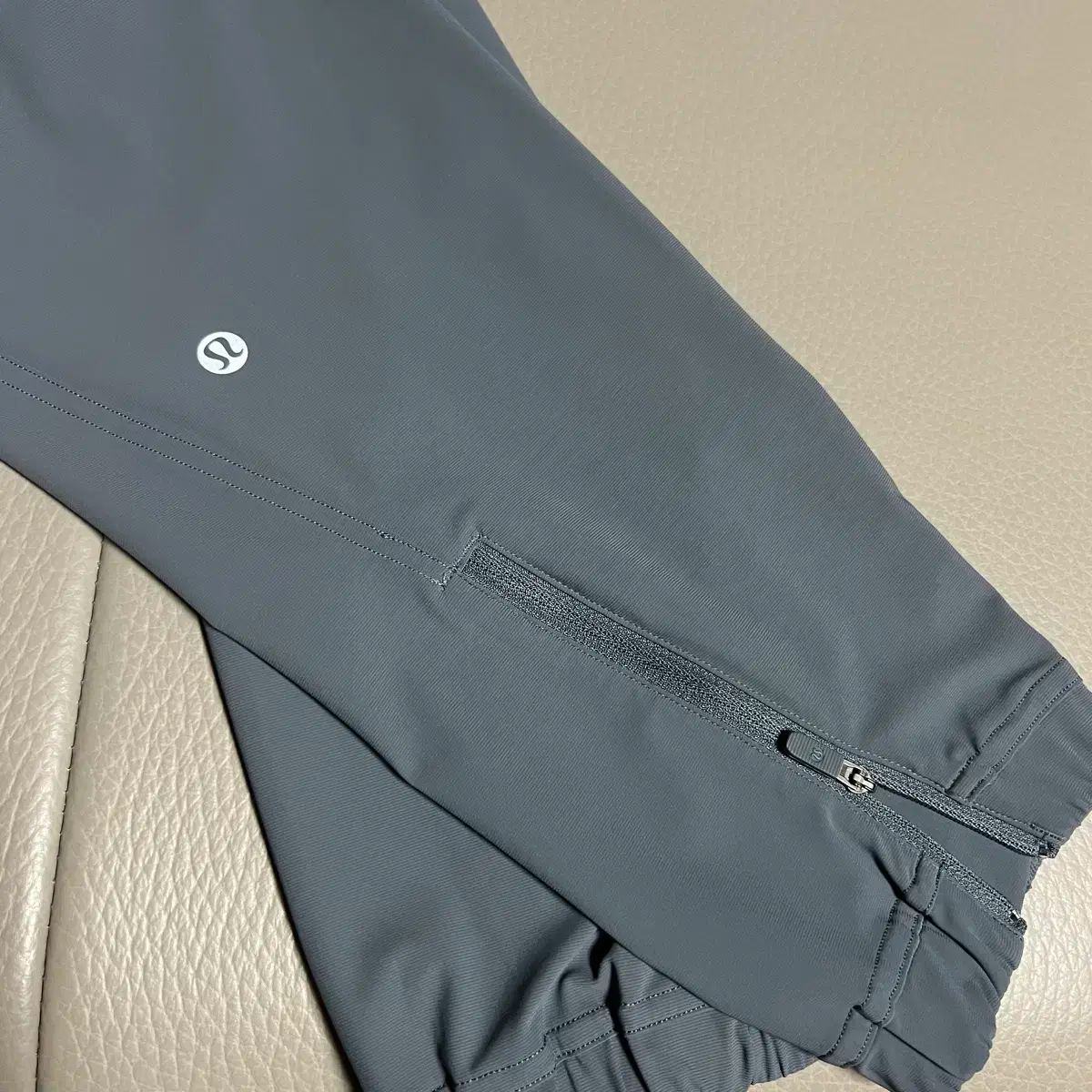 lululemon ルルレモン