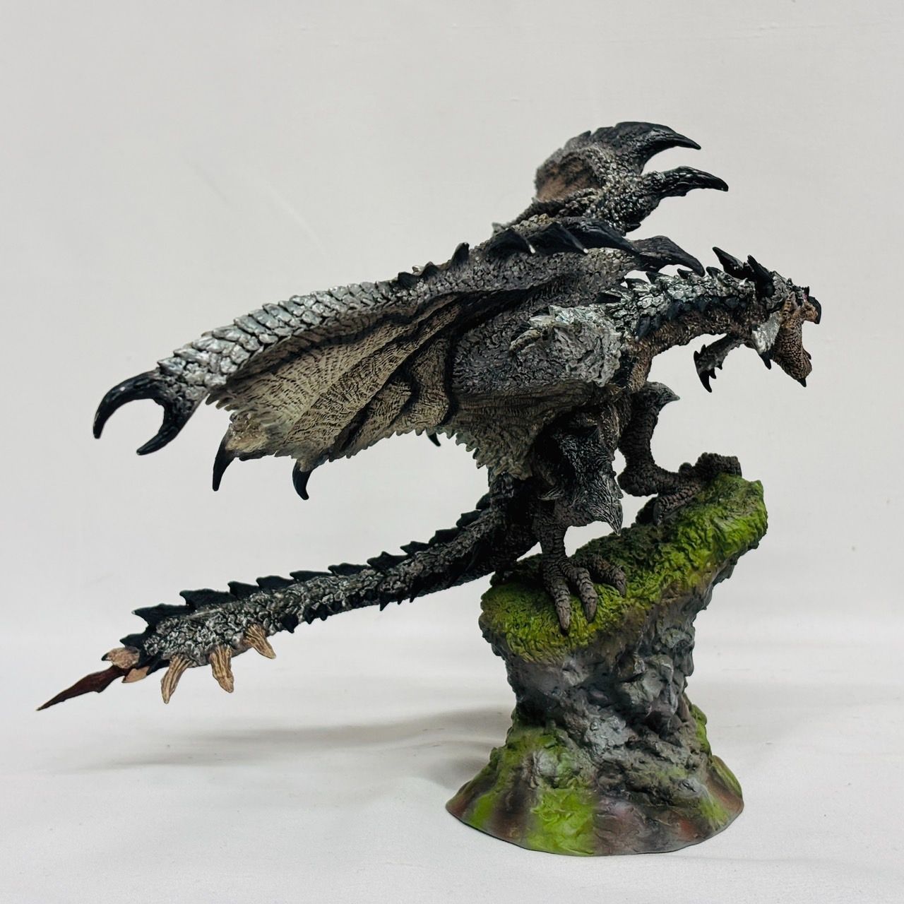 CFB モンスターハンター リオレウス 希少種 カプコンフィギュア