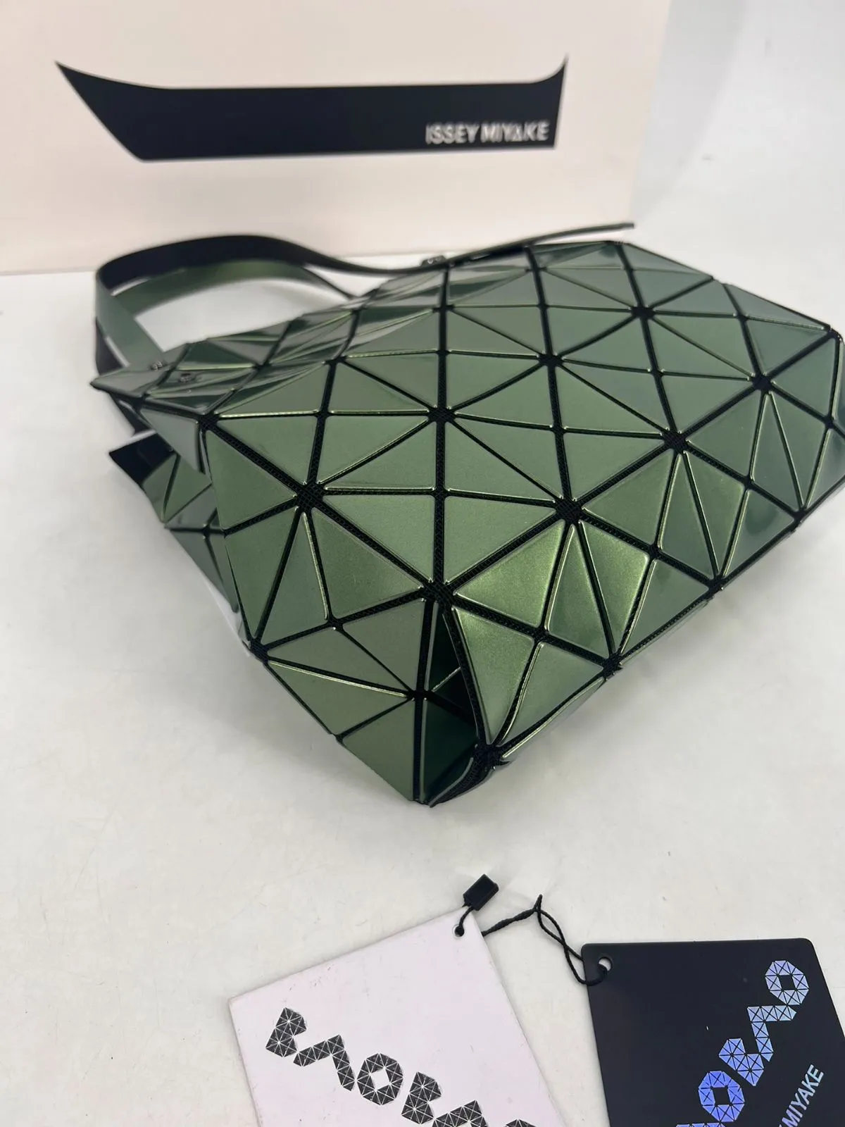 ISSEY MIYAKE イッセイミヤケ BaoBao ハンドバッグ レディバッグ新品