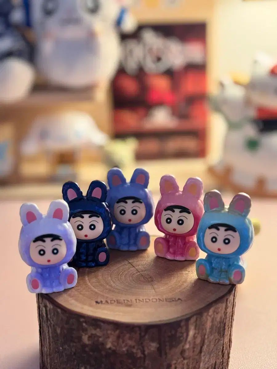 【雷市場（ポンジャン）商品韓国直送】 うさぎ クレヨンしんちゃん フィギュア セット