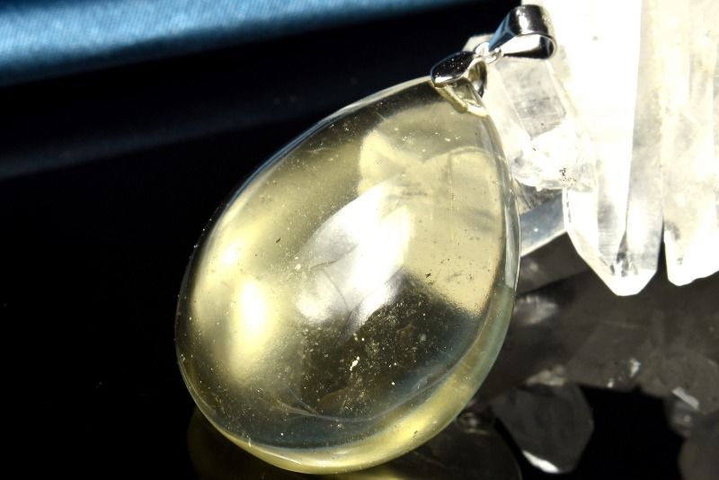 １点物 AAA クリア シルバー925 リビアングラス 36x28mm オーバル ペンダントトップ パワーストーン 天然石 _PC5660