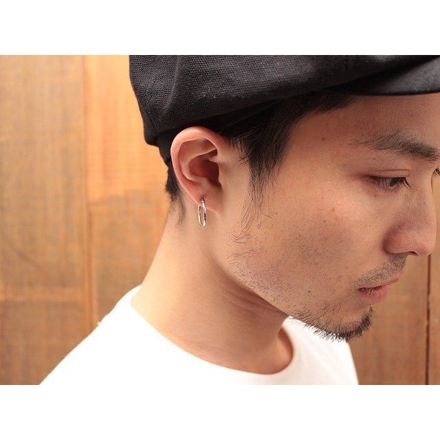 VIVIFY Hammered Hoop pierce 2個セットVFP-091 - メルカリ