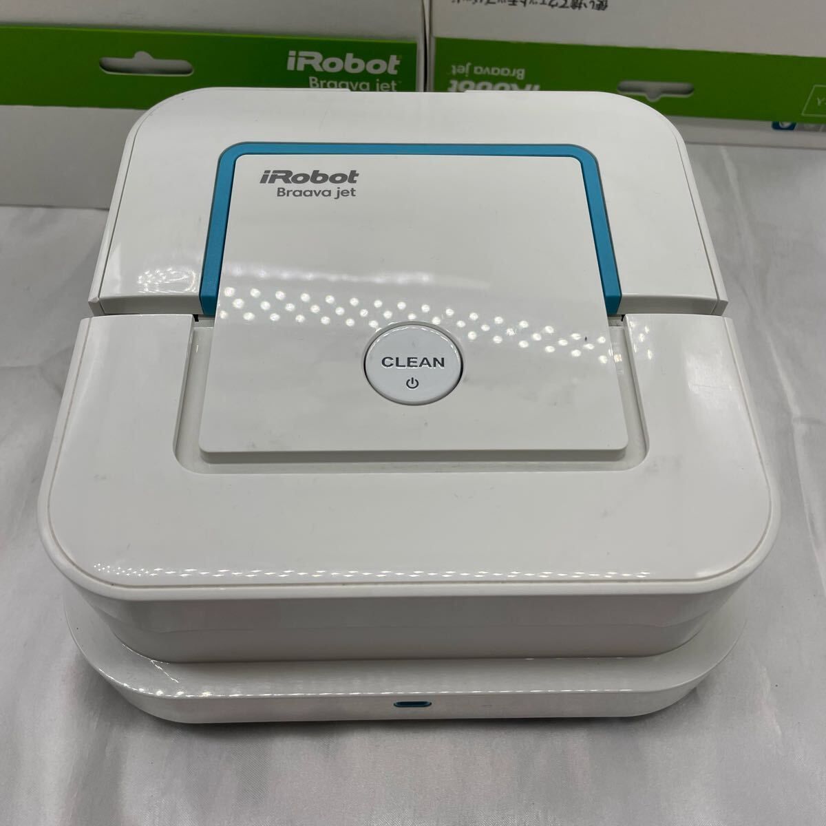 【美品】iRobotブラーバジェット 240 見せてもらおうか、iRobotの新型の性能とやらを！――「ブラー