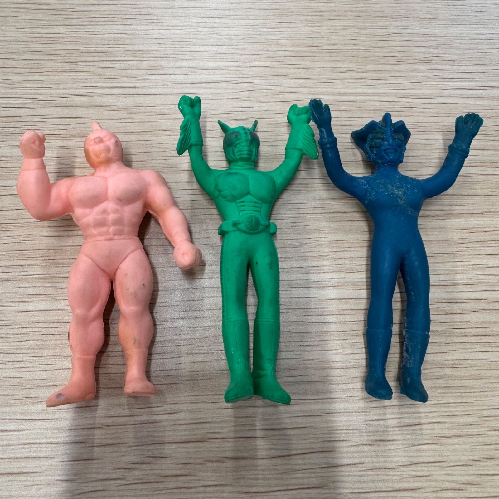 昭和レトロ キン肉マン 仮面ライダー ウルトラマン 消しゴム