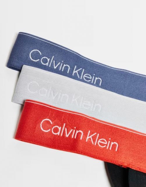  カルバンクライン メンズ ブリーフパンツ アンダーウェア Calvin Klein Icon Cotton Stretch 3 pack thongs in black with red blue waistbands B- VINT IND M トランクス 下着 アンダーウェア