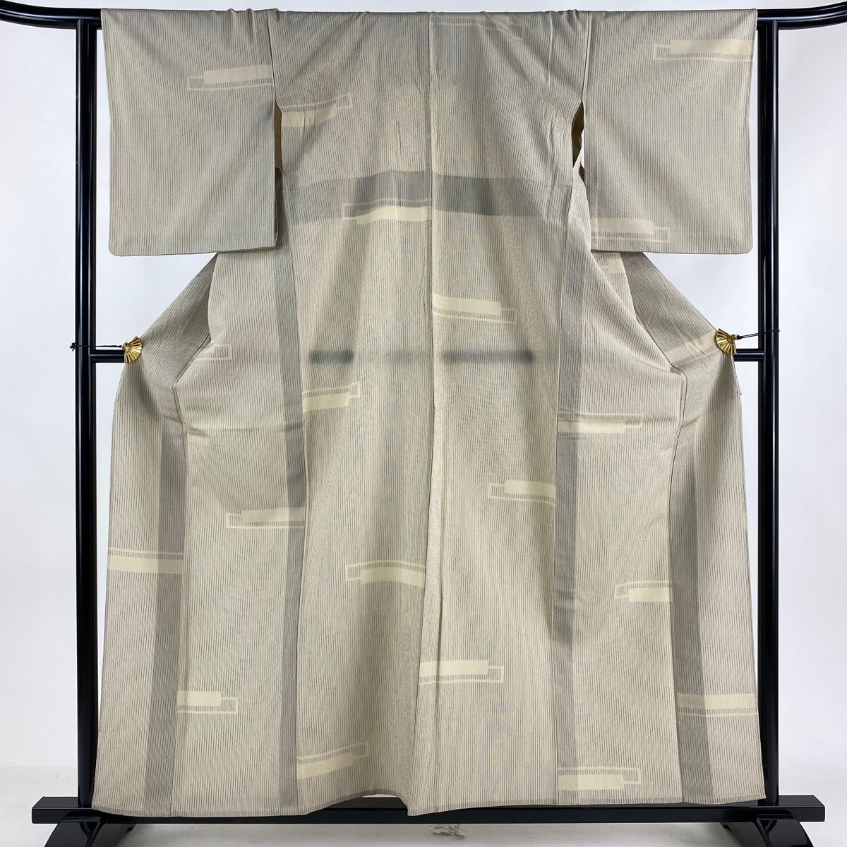 紬 身丈158cm 裄丈63.5cm S 単衣 縦縞 幾何学模様 薄茶色 正絹 名品