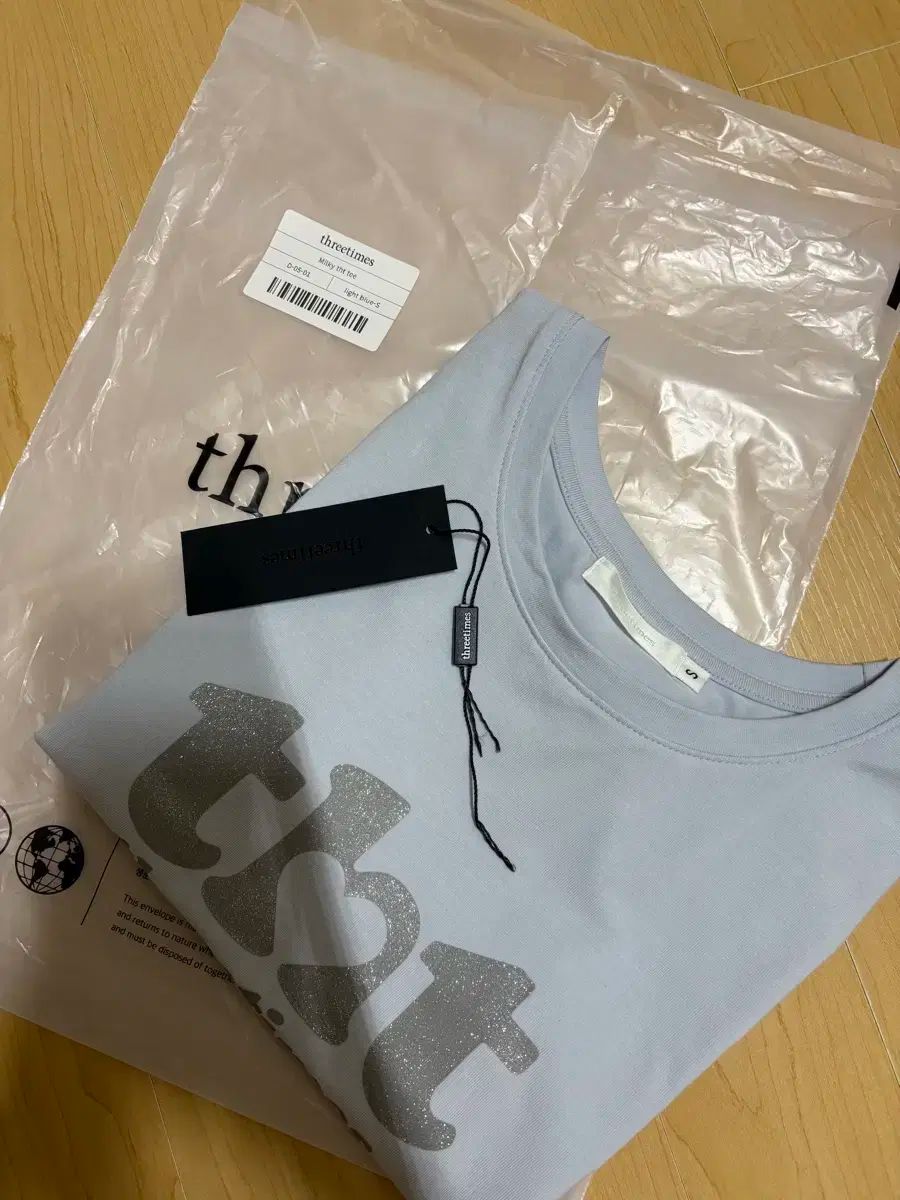 【threetimes】Milky tht tee Tシャツ threetimes(スリータイムズ) Milky tht tee - メルカリ