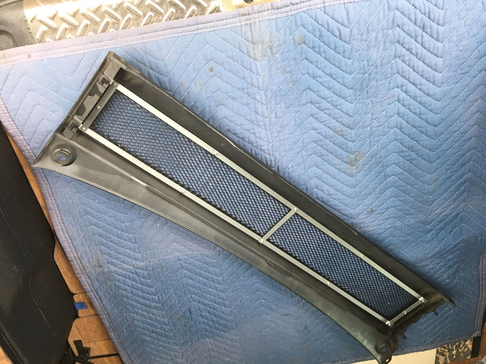 N-VANリヤバンパーセンター 加工請負 WWW_NOITHATQUANGTHANH_NET