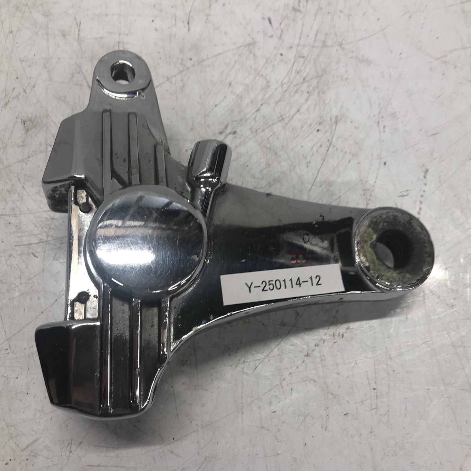KAWASAKI KZ1000 リヤブレーキキャリパー カワサキ