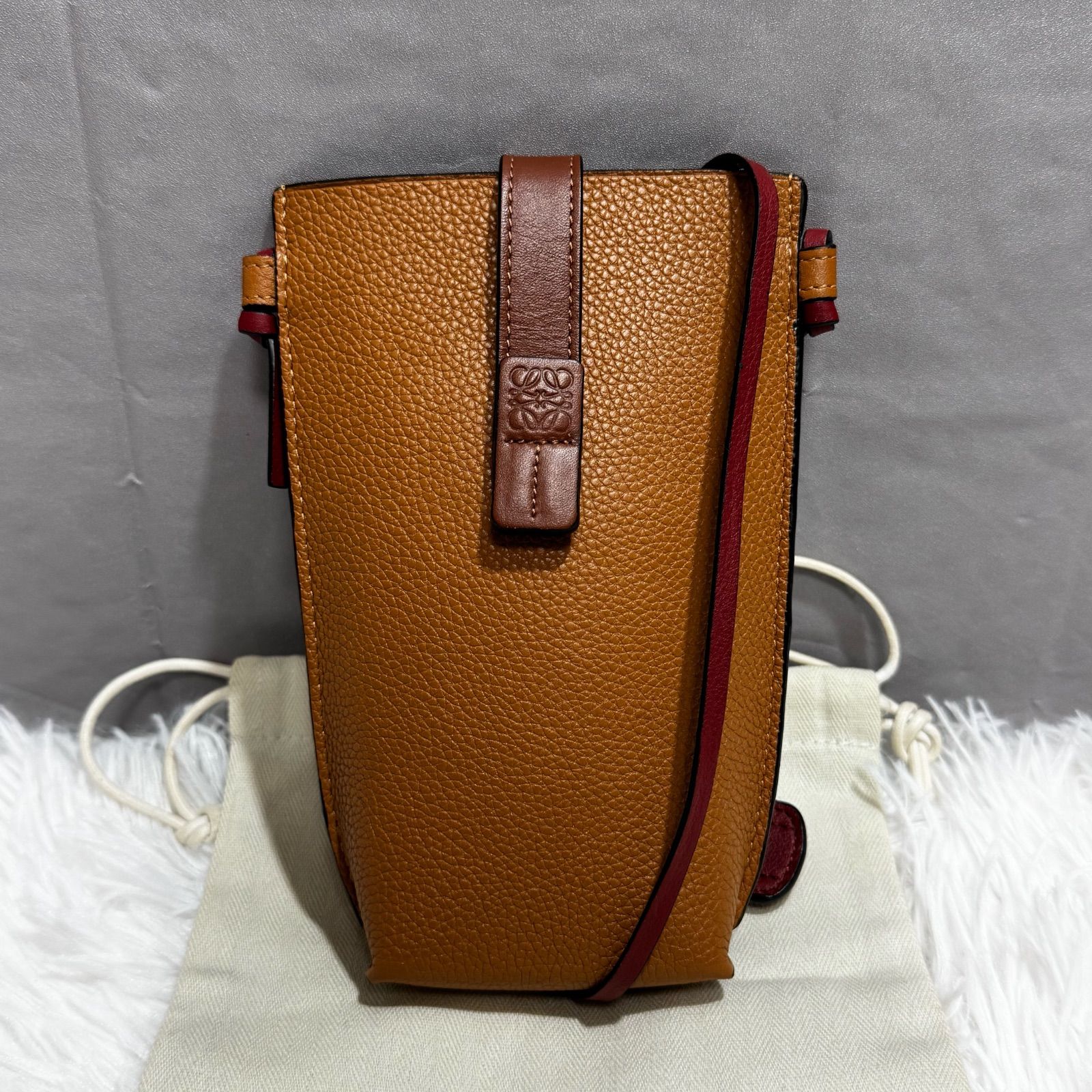 極美品！LOEWE ロエベ アナグラム ゲートポケット スモール ポシェット 