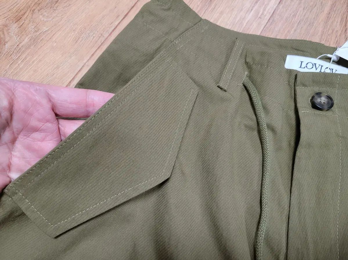 ローブローブ LOVLOV