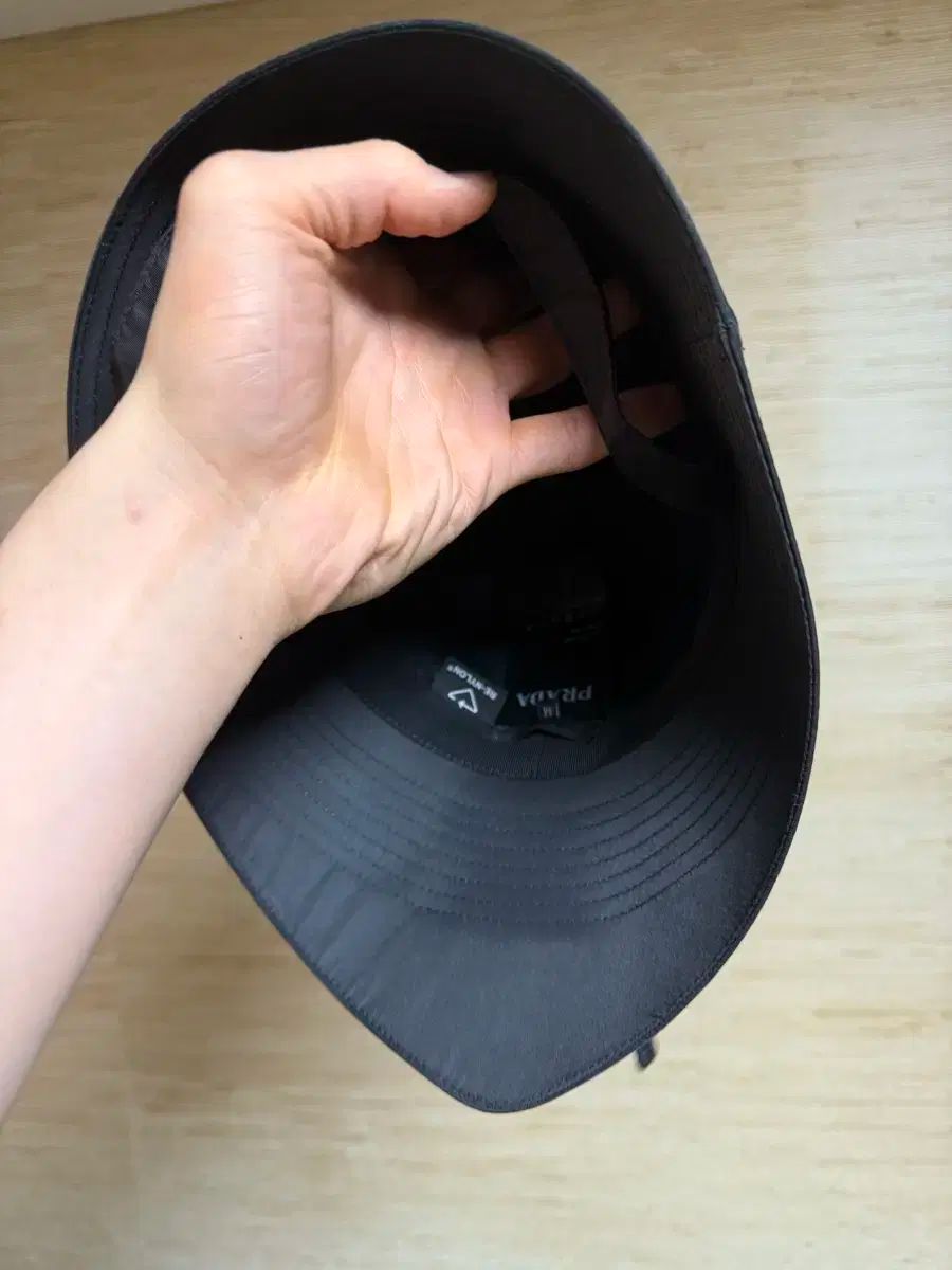 PRADA re ー nylon ミニ ポーチ バケットハット ラフシモンズ PRADA