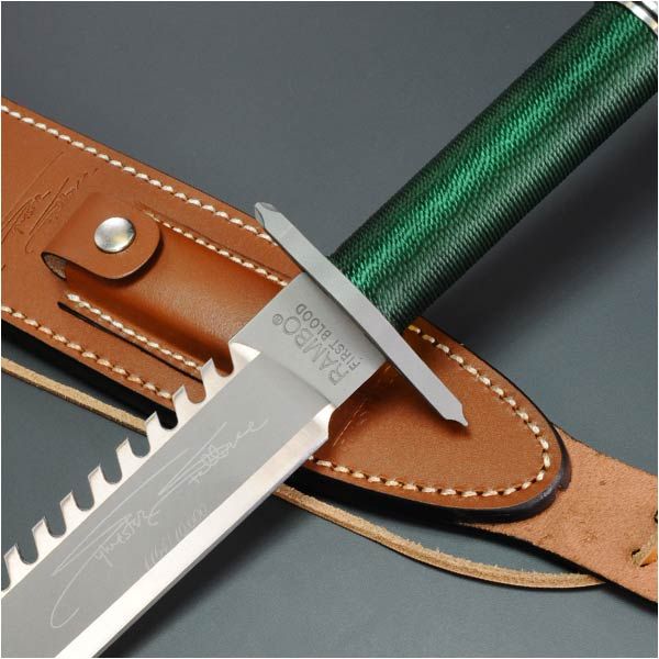 サバイバルナイフ