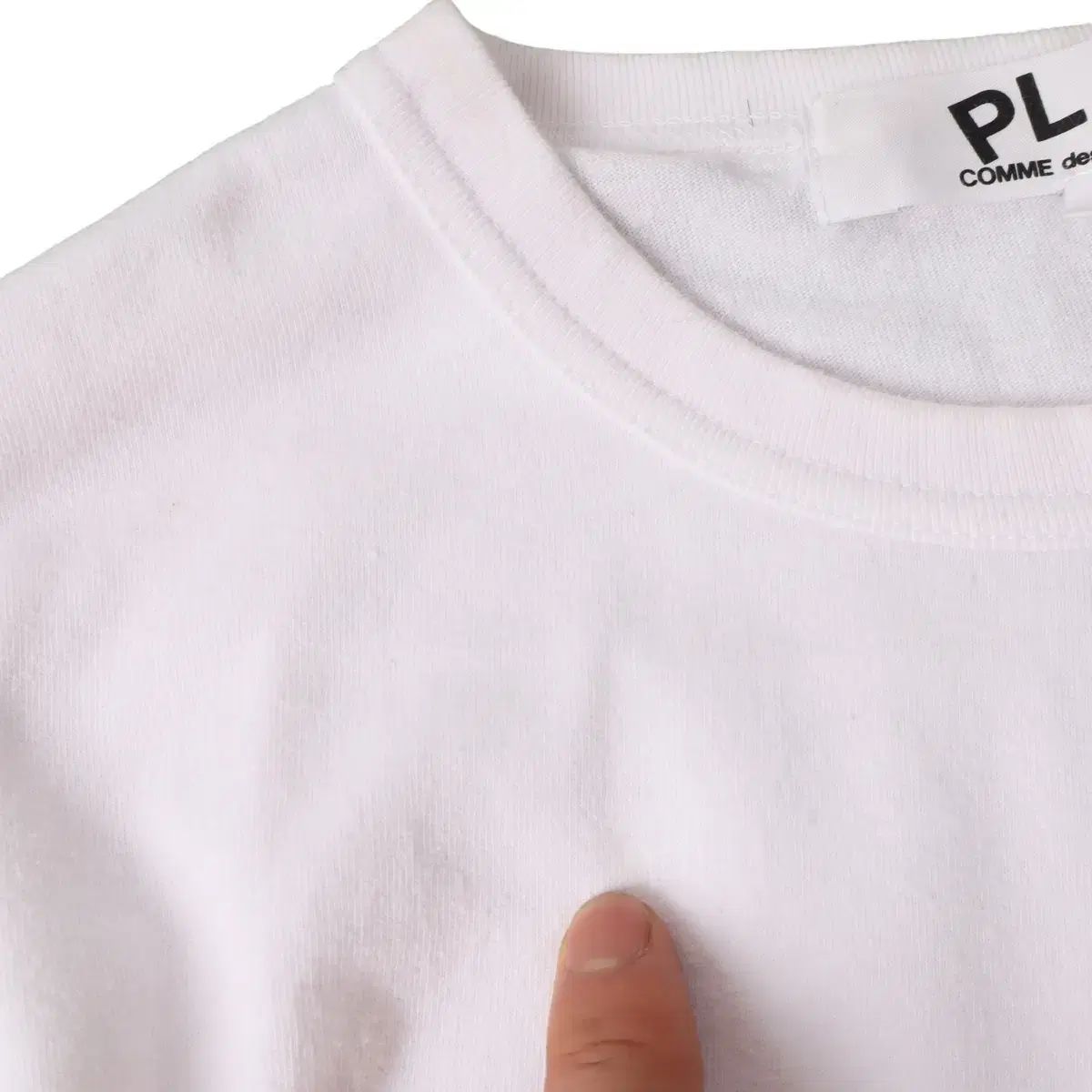 正規品★COMME des GARCONS★ハートワッペン 長袖Tシャツ 関税込 COMME des GARCONS メンズ ハートロゴ 長袖 Tシャツ (COMME des