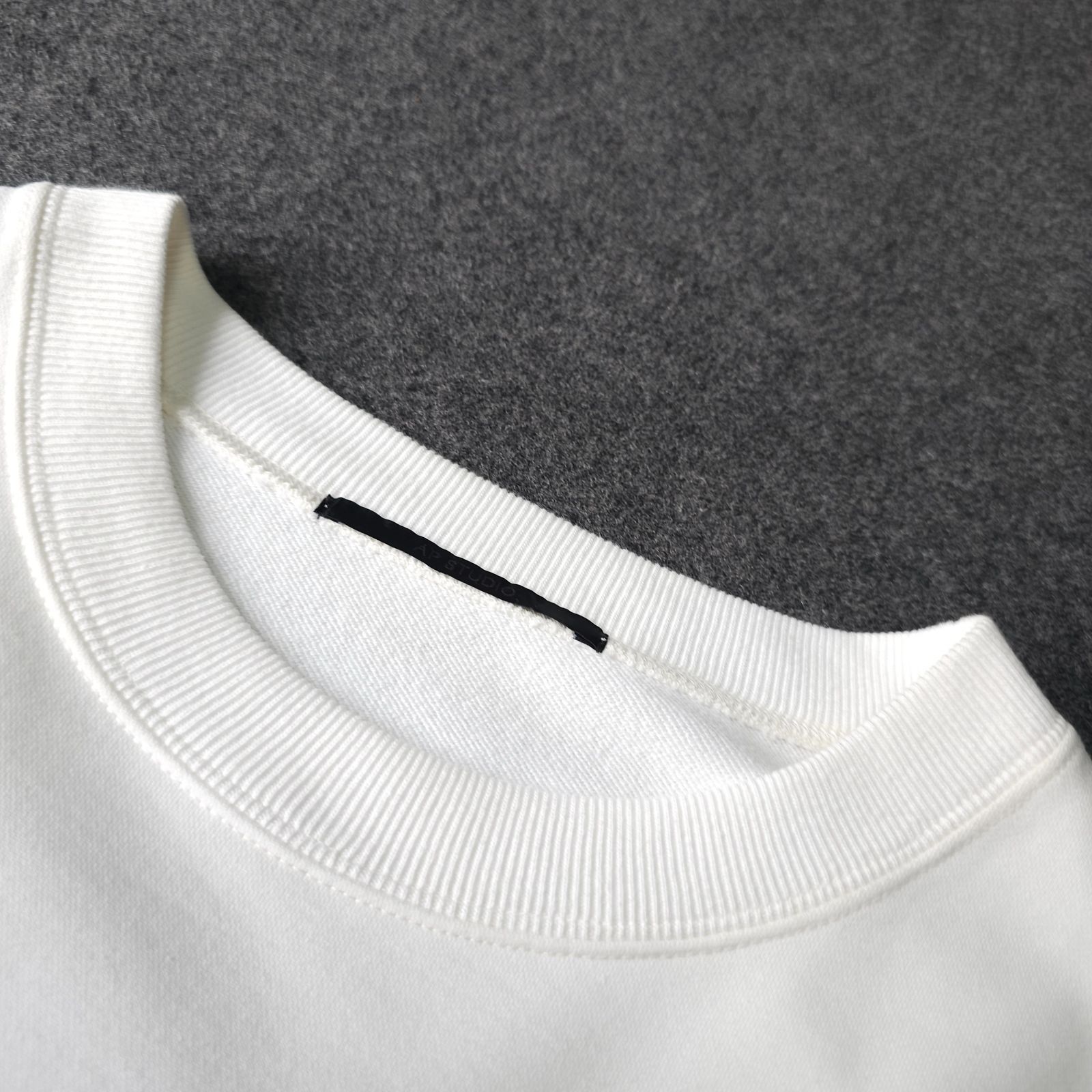 AP STUDIO】エーピーストゥディオ 秋冬 エンブロイダリー スウェット