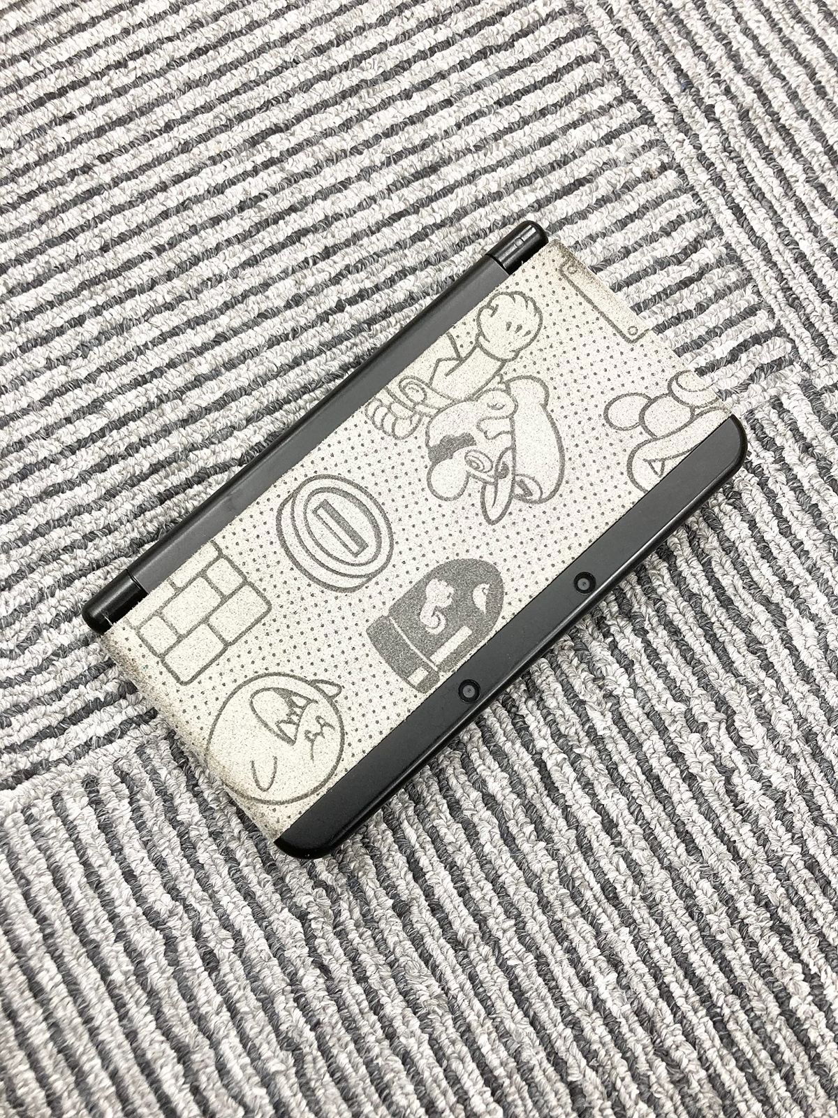 Nintendo New ニンテンドー3DS 中古 ブラック 着せ替えプレート付き