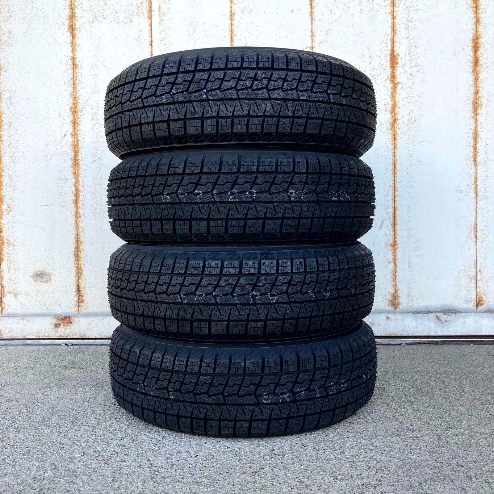 未使用品 ヨコハマ アイスガード iG70 165/55R14 スタッドレスタイヤ 4本セット 2021年 165/55/14 165-55-14  165 55 14 NF0003-1 - メルカリ