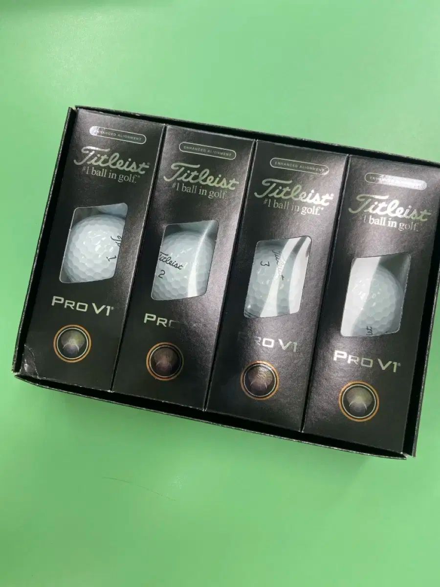 2025 年 最新の Titleist タイトリスト pro v 1 タイトルレス