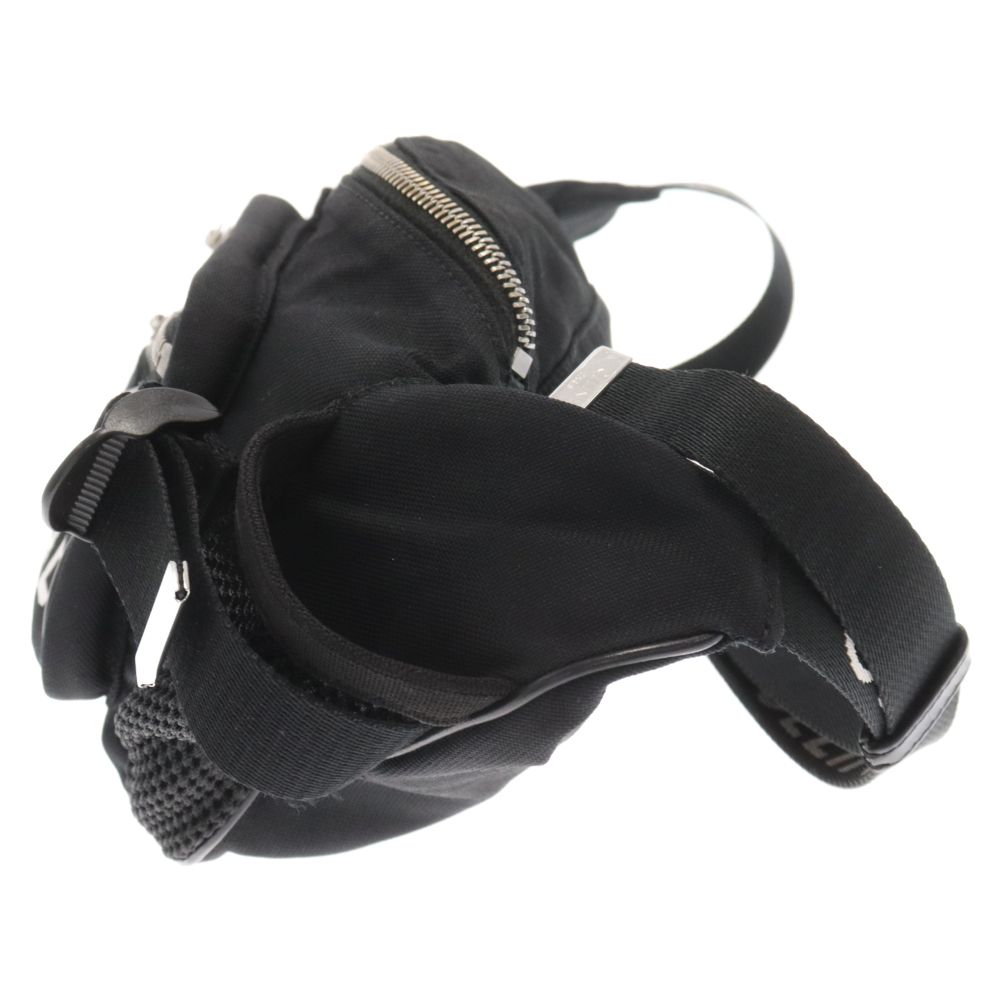 CELINE (セリーヌ) フロントロゴ ダブルジップ ボディバッグウェスト CELINE (セリーヌ) フロントロゴ ダブルジップ ボディバッグウェスト