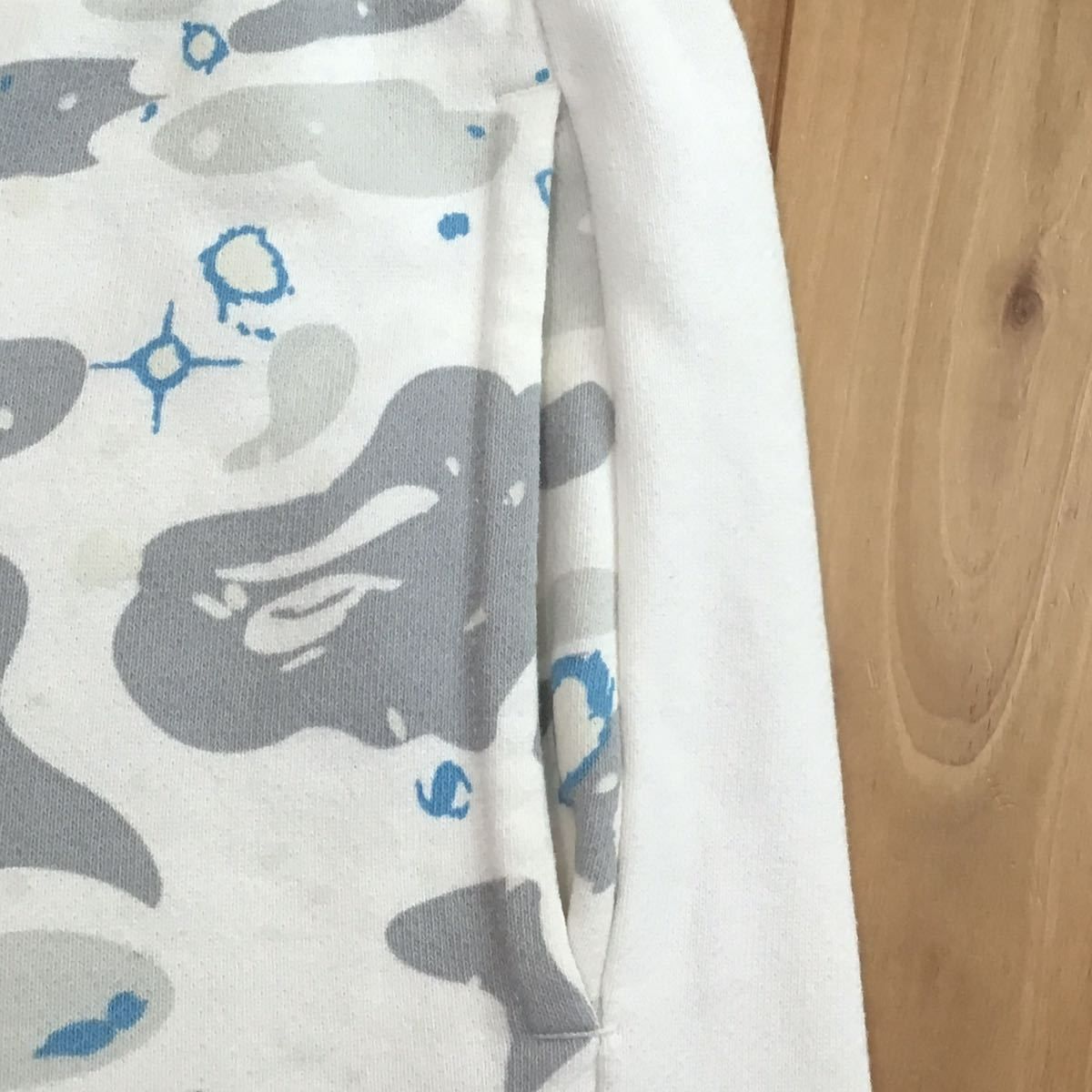 ☆蓄光☆ Space camo シャーク ハーフパンツ Lサイズ a bathing ape