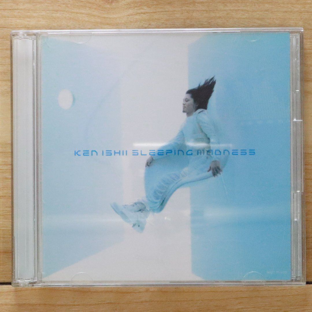マッドネス　直筆サイン入りCD　Madness Amazon.co.jp: Madness: ミュージック