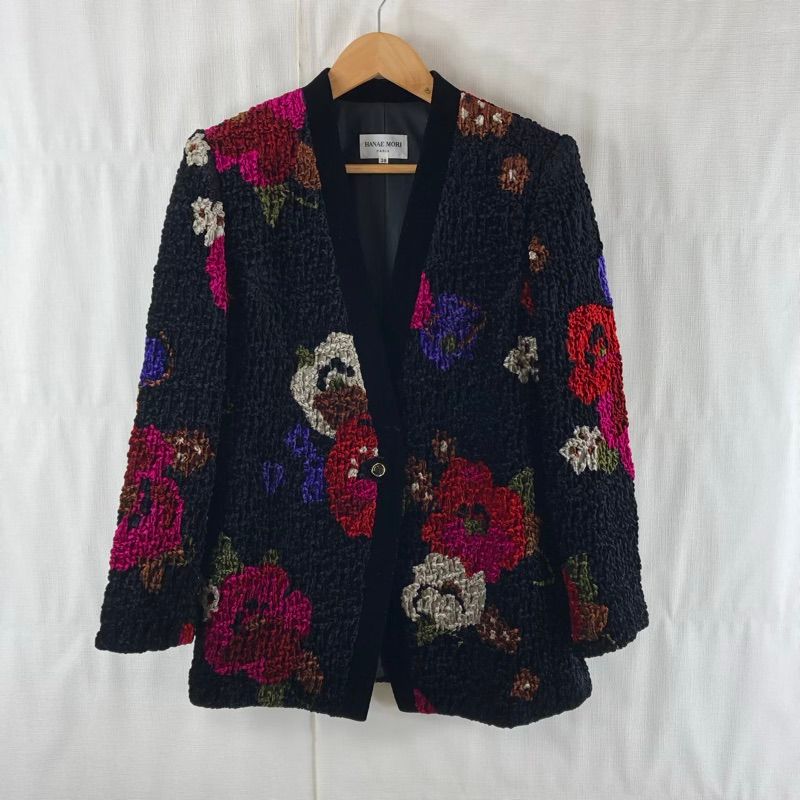 T286B ミニチュア重機 ホワイト/レッド1/35 T286B ミニチュア重機